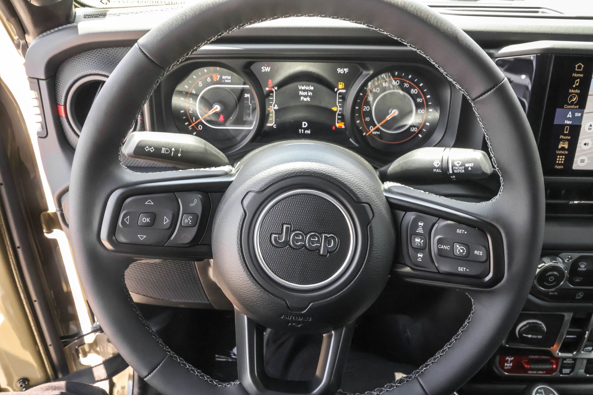 2025 JEEP GLADIATOR - Image 29