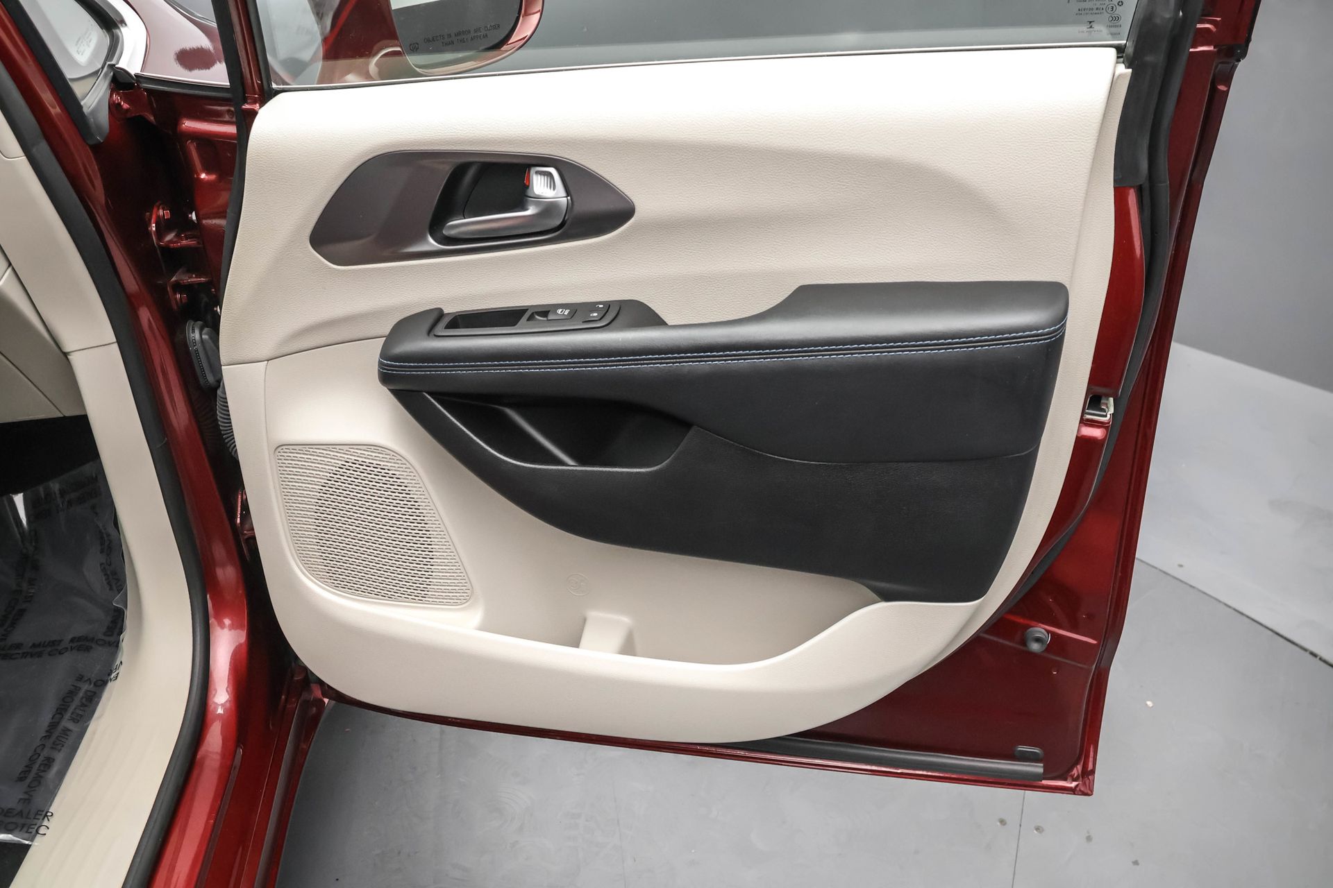 2021 CHRYSLER PACIFICA - Image 43