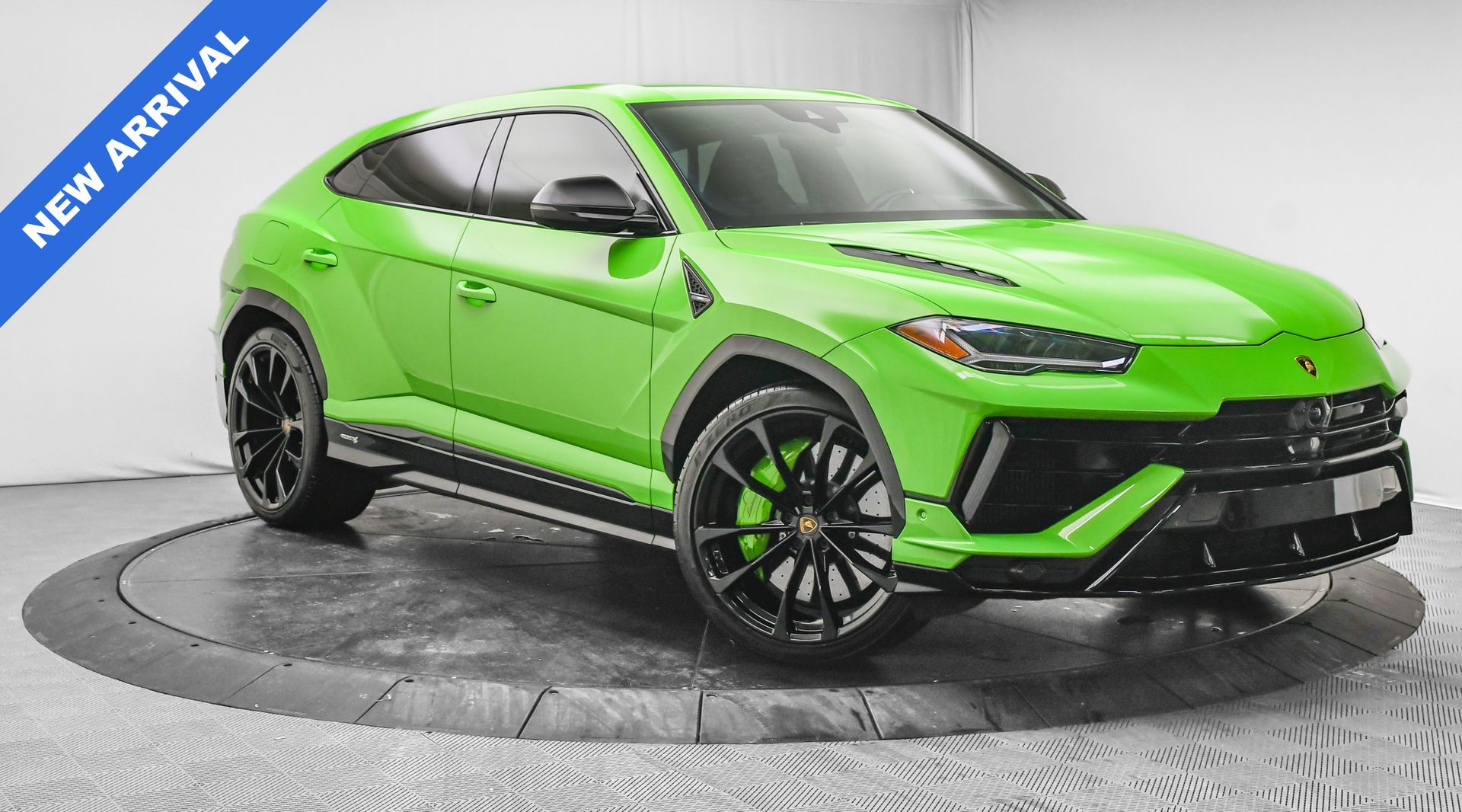 2023 Lamborghini Urus S