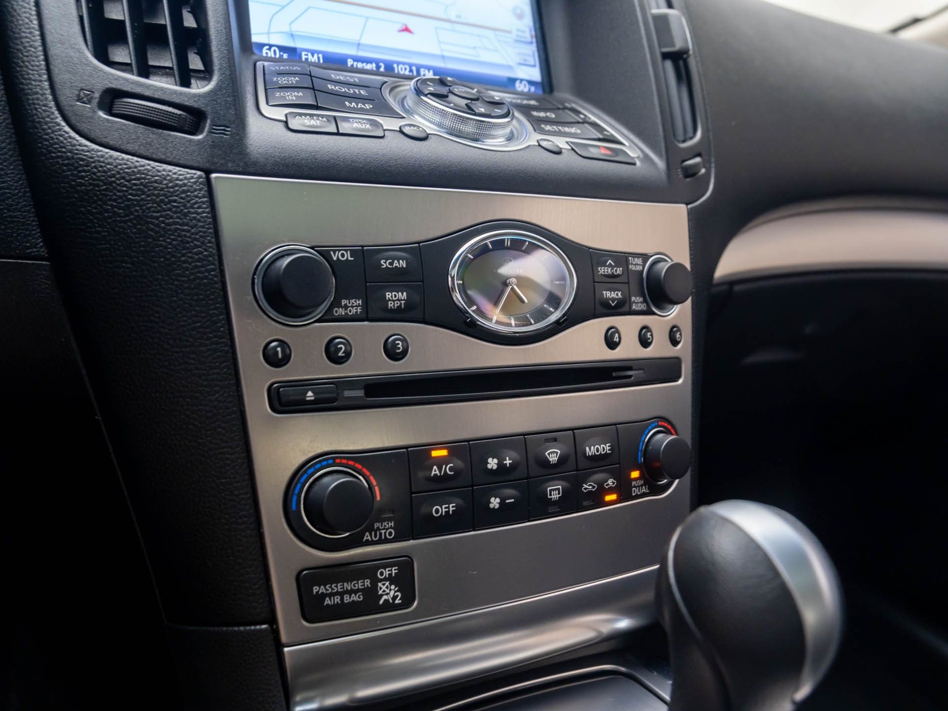 2013 Infiniti MDX x photo