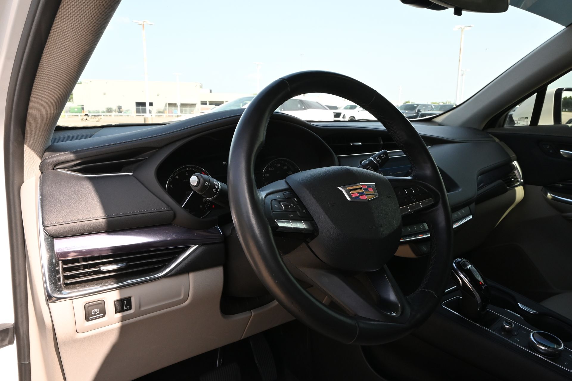 2023 Cadillac XT4 Luxury White at Bayway Cadillac Southwest
