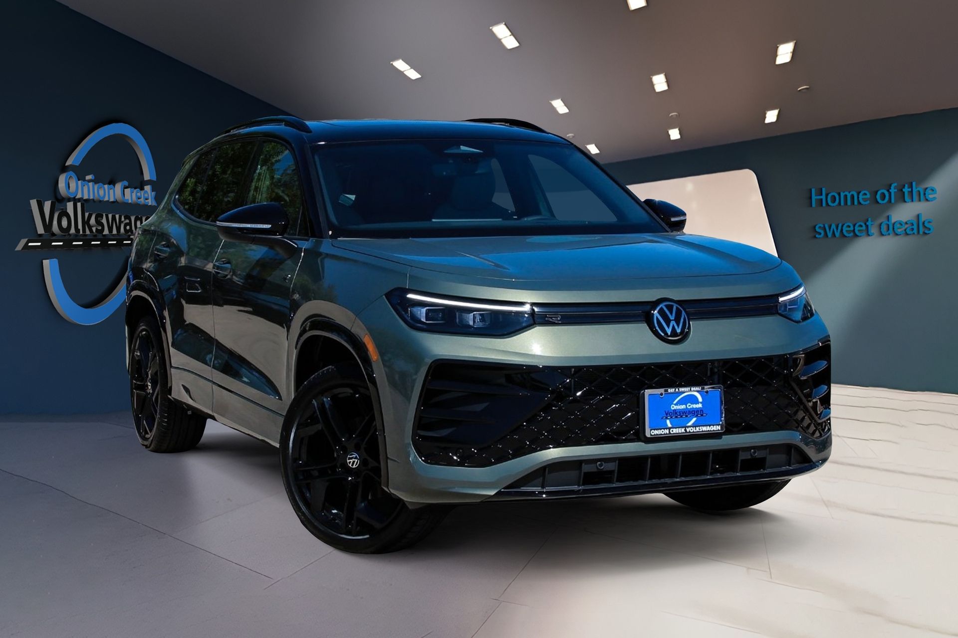 View vehicle photo 3