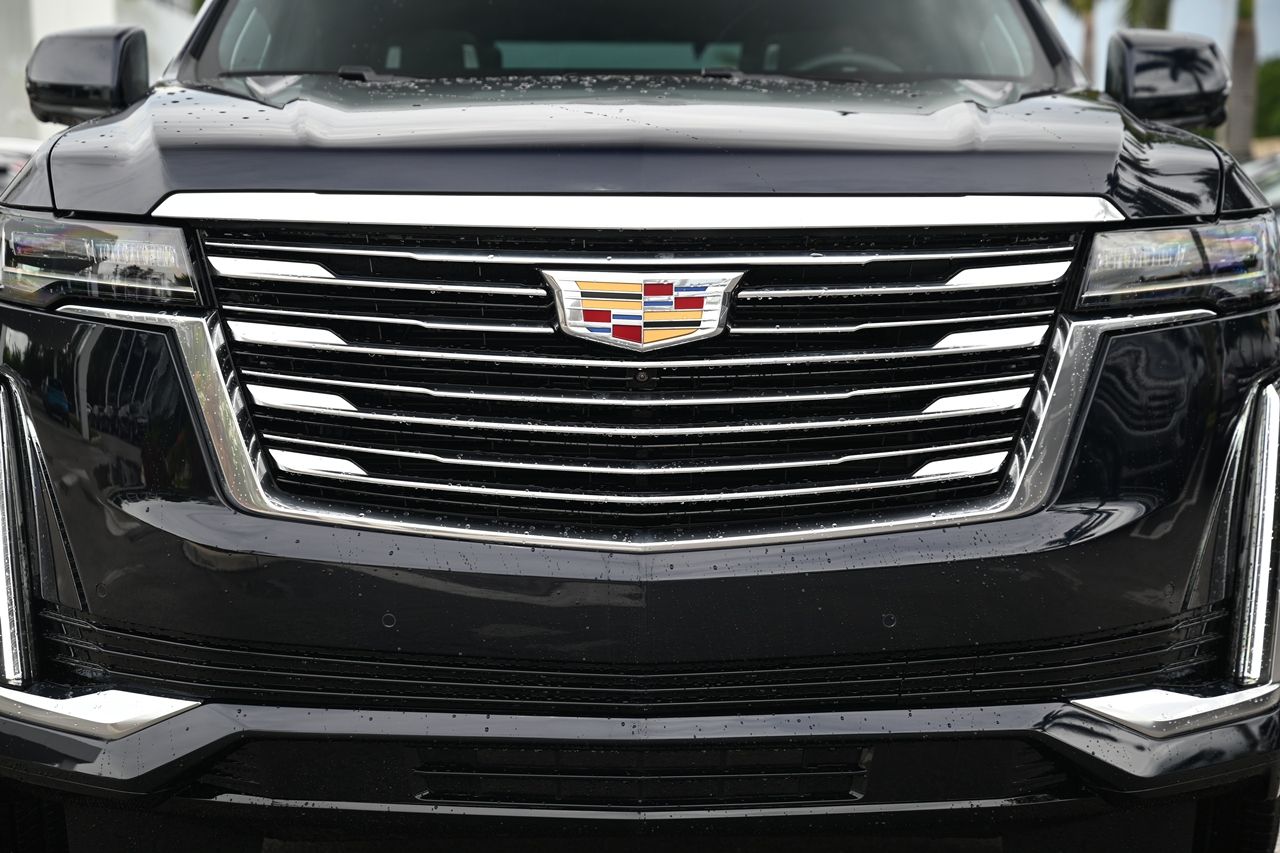 2024 Cadillac Escalade Premium Luxury Platinum 9