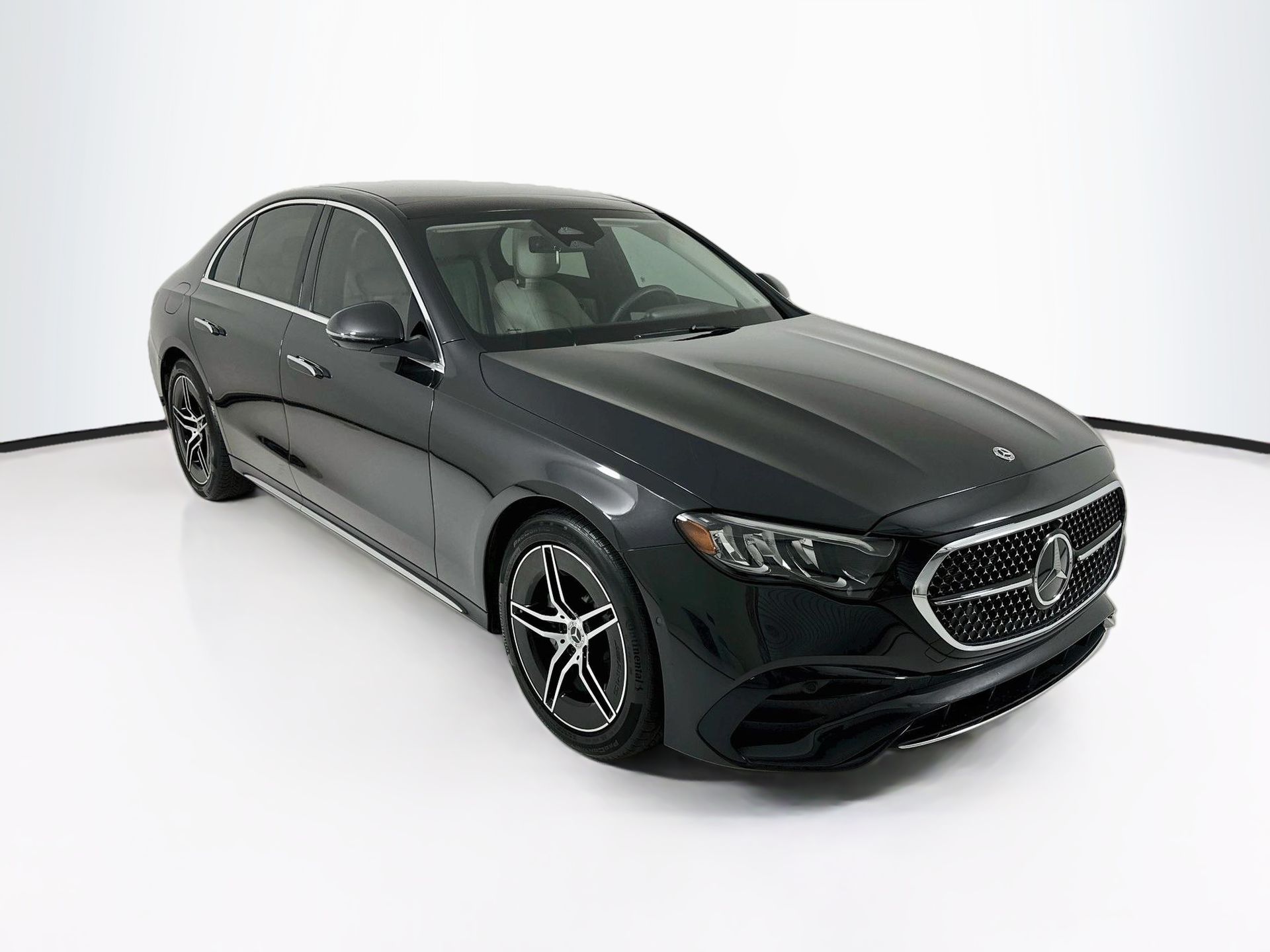 Graphite Gray Metallic 2026 Mercedes-Benz E-Class Sedan Rear-Wheel Drive 9-Speed Automatic