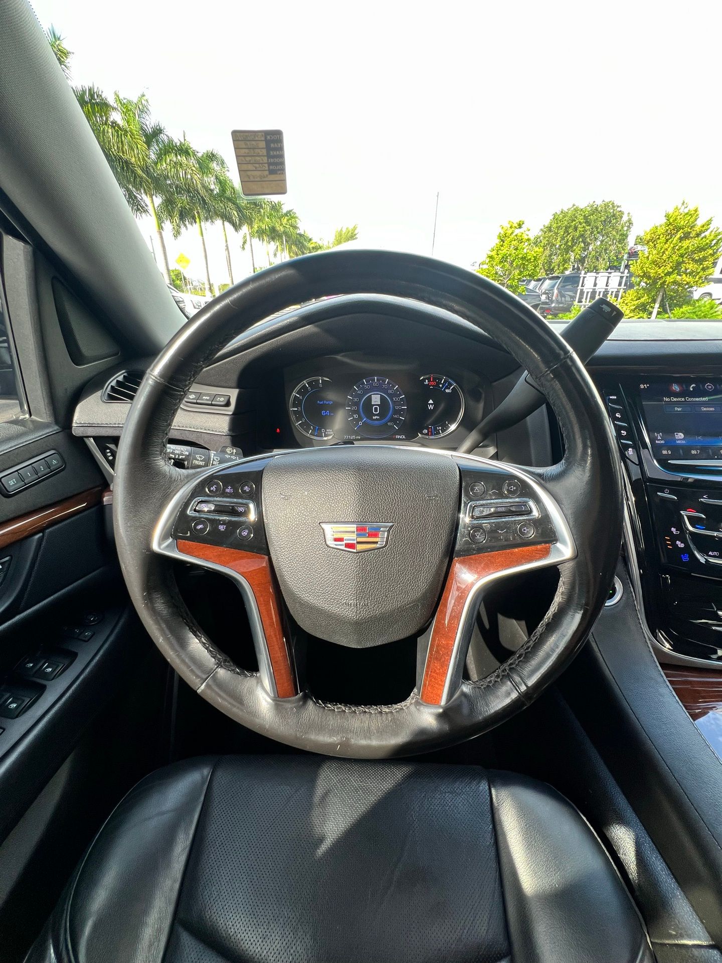 2018 Cadillac Escalade Premium Luxury 10