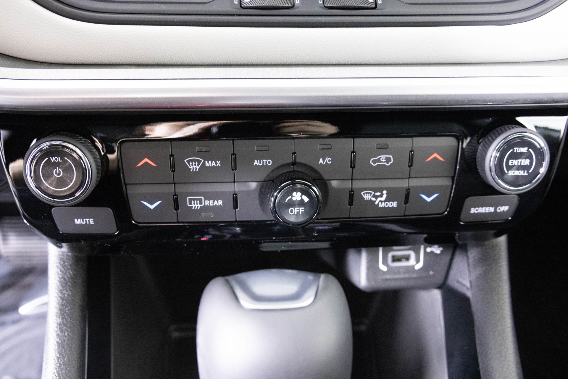 2026 JEEP COMPASS - Image 23