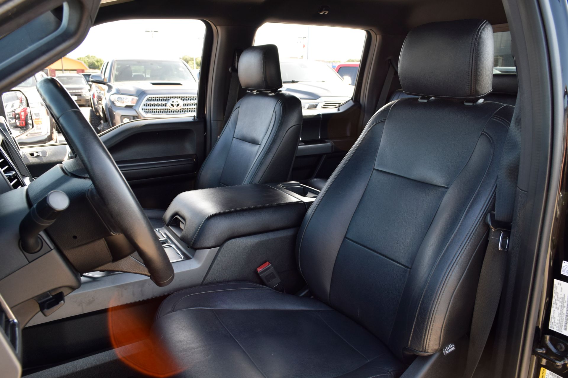 2018 Ford F-150 XLT Black at Autostrade