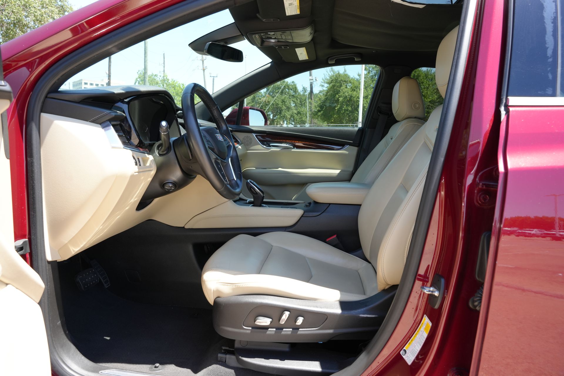 2018 Cadillac XT5 Luxury Red at DeMontrond Ford