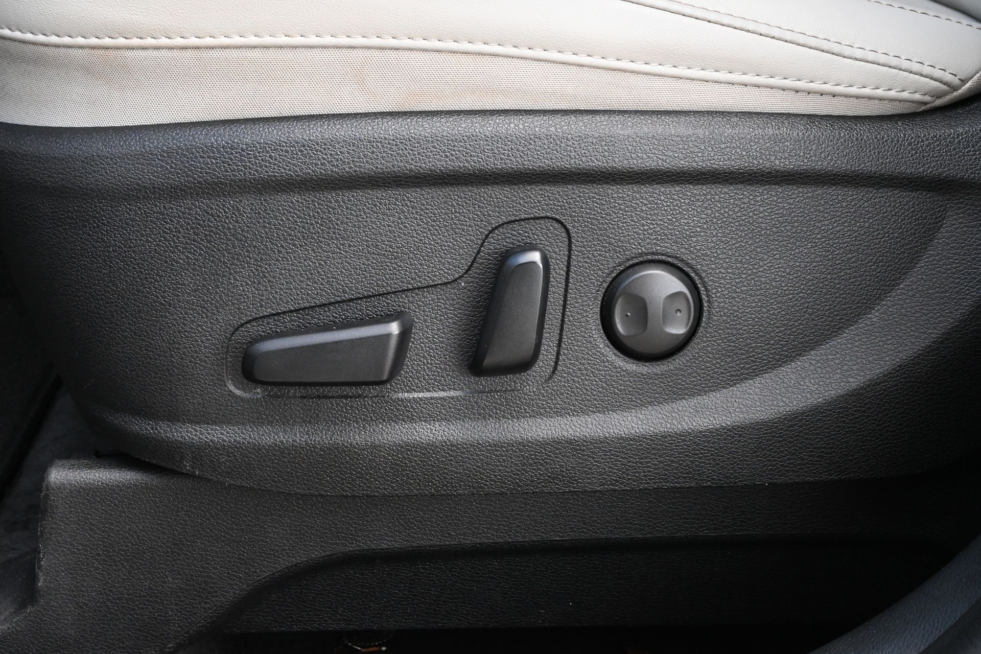 2022 Kia Telluride S Black at DeMontrond Auto Country