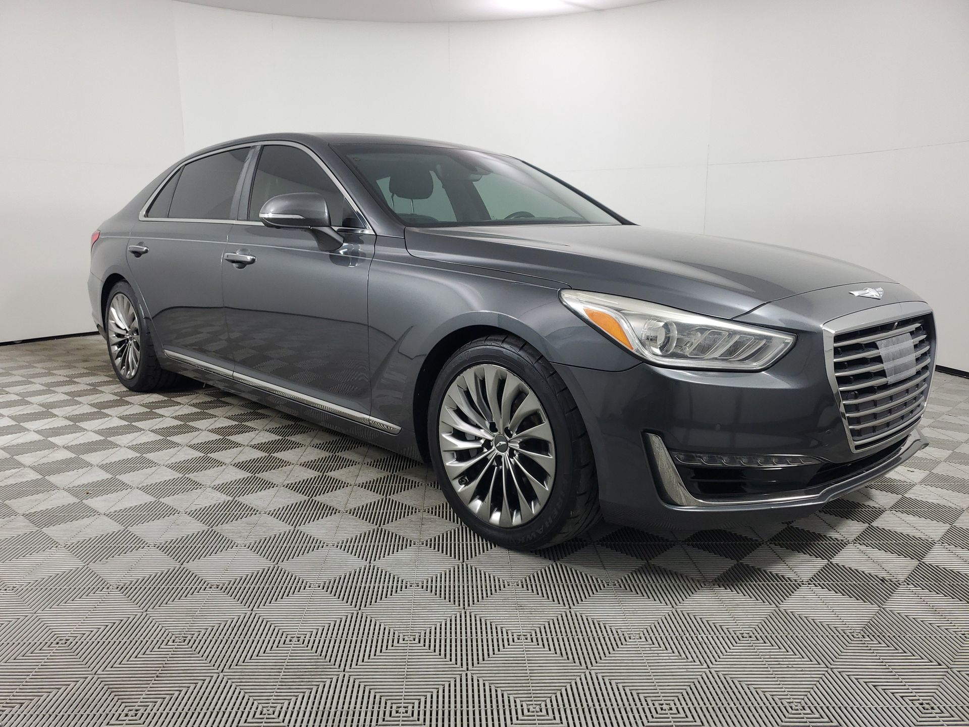 2017 Genesis G90 Premium