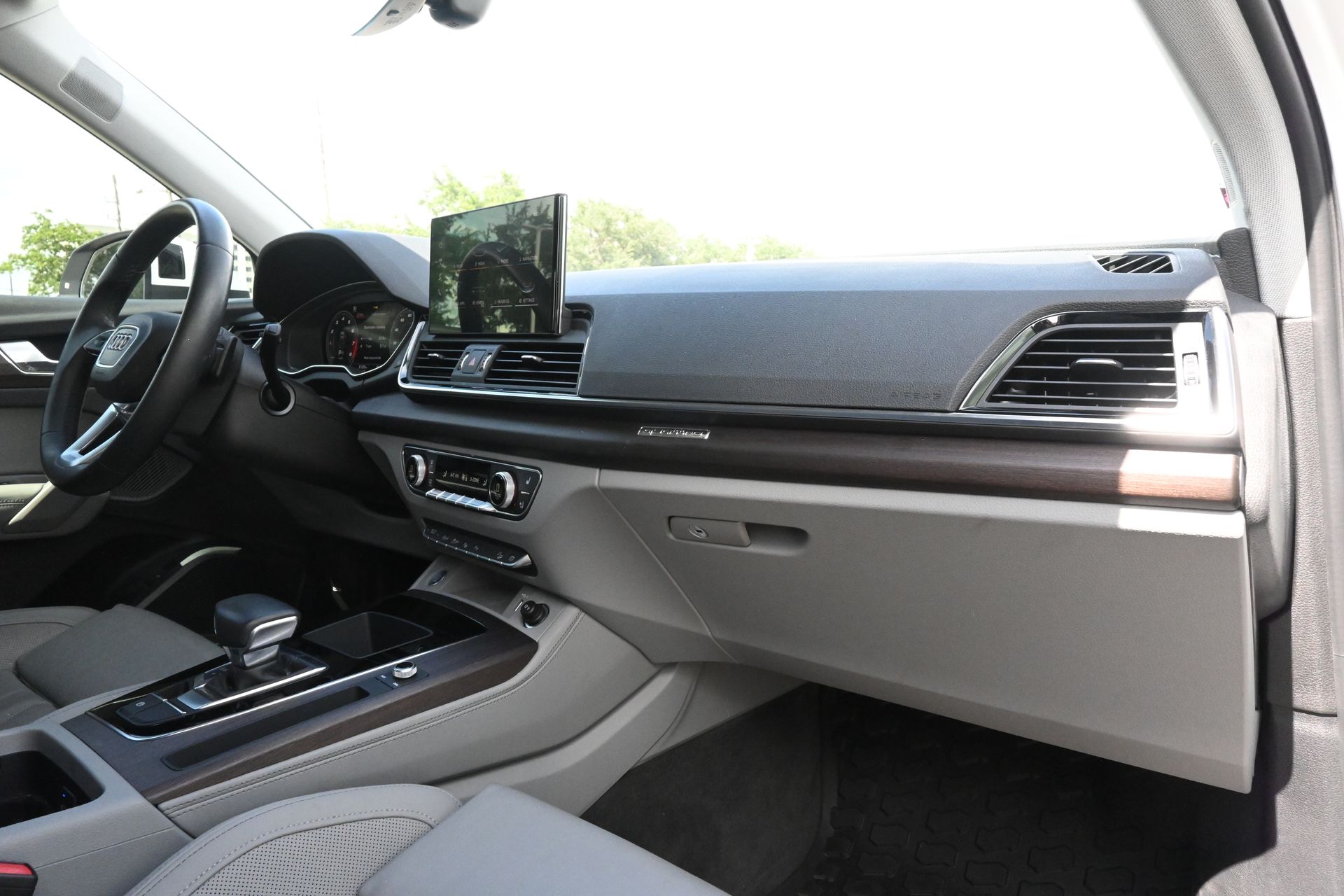 2021 Audi Q5 45 Prestige White at Genesis of Spring