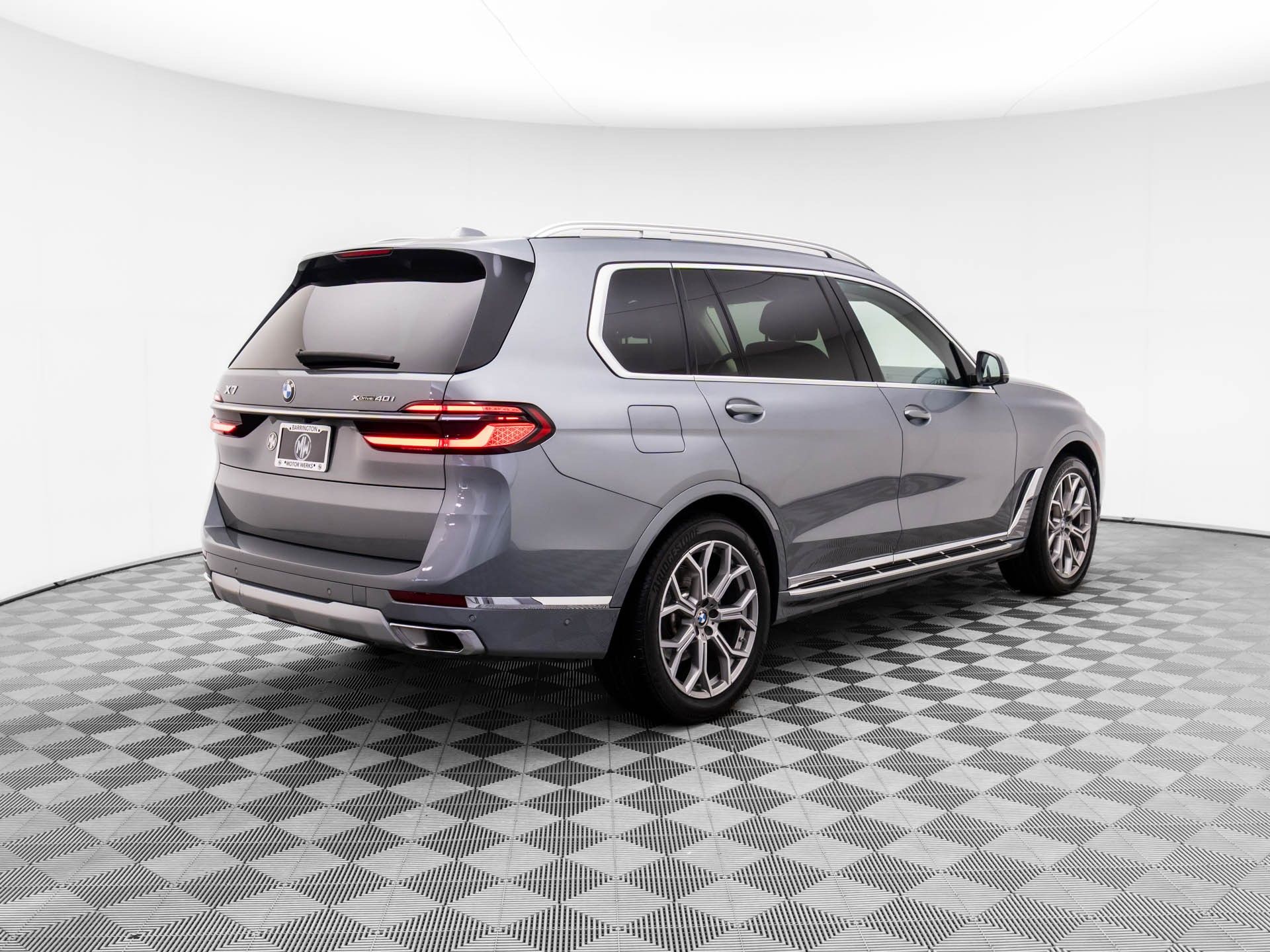 2023 BMW X7 xDrive40i photo
