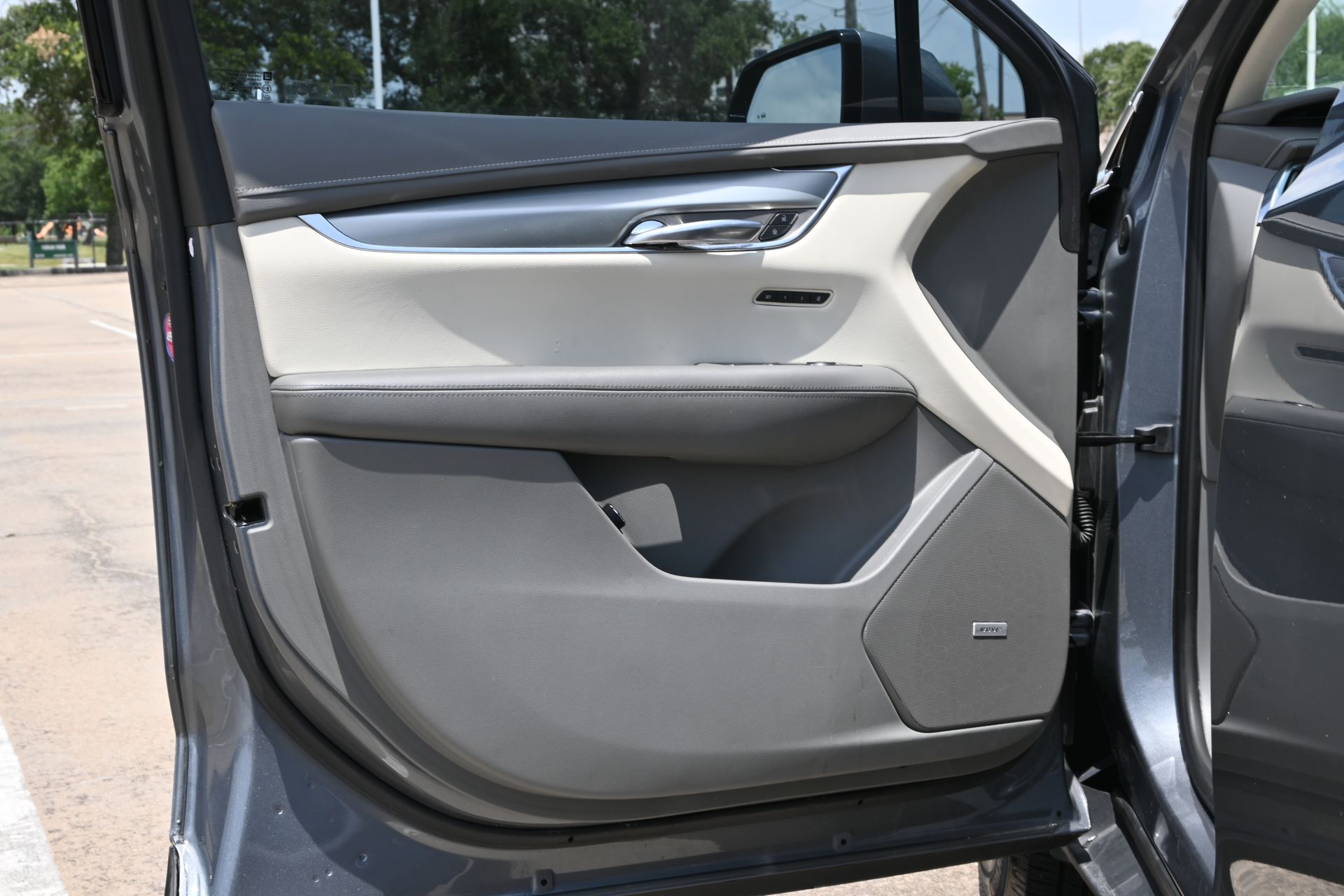 2021 Cadillac XT5 Premium Luxury Gray at EAG Ford Navasota