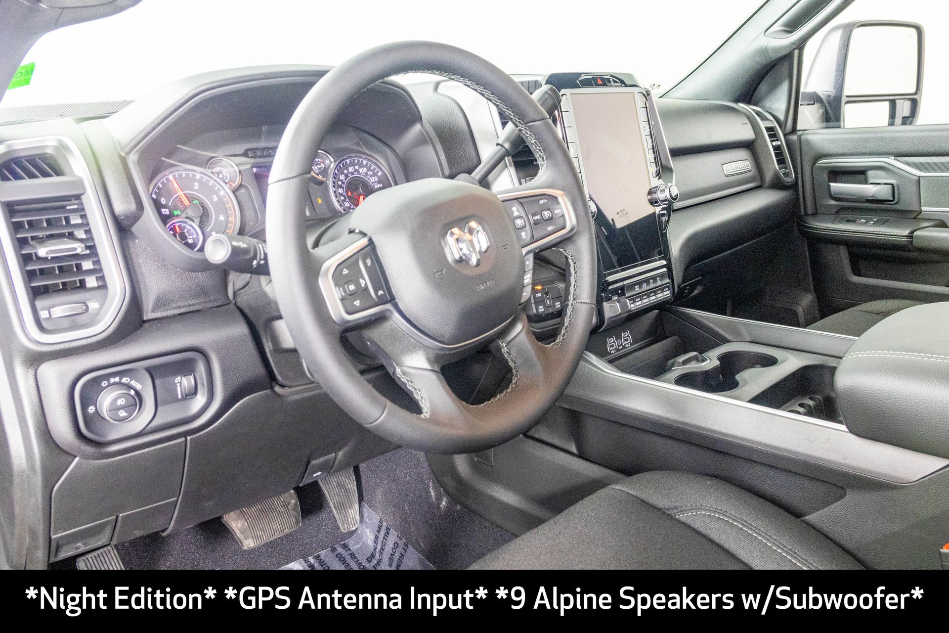 2025 RAM 2500 - Image 4