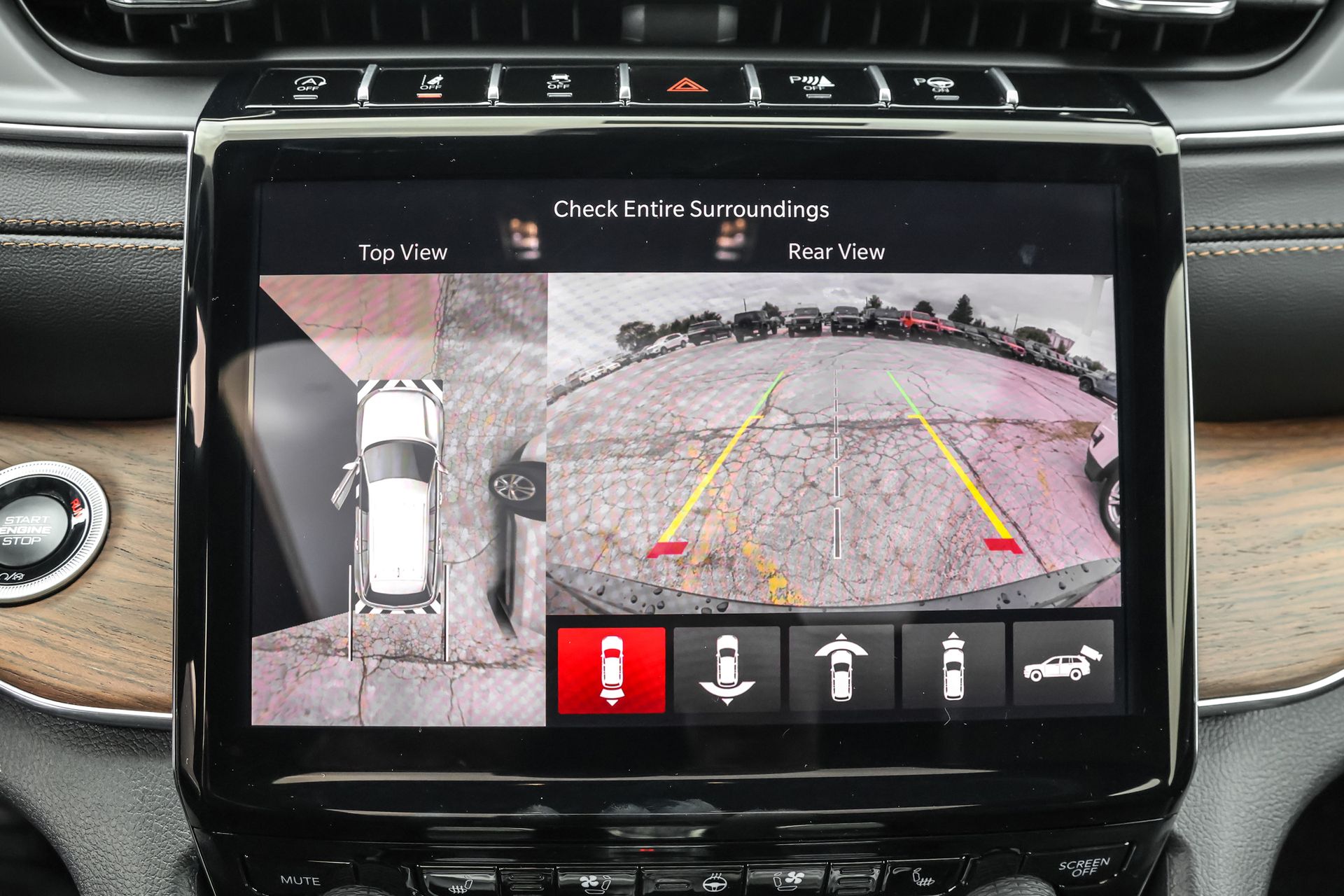 2025 JEEP GRAND CHEROKEE - Image 14