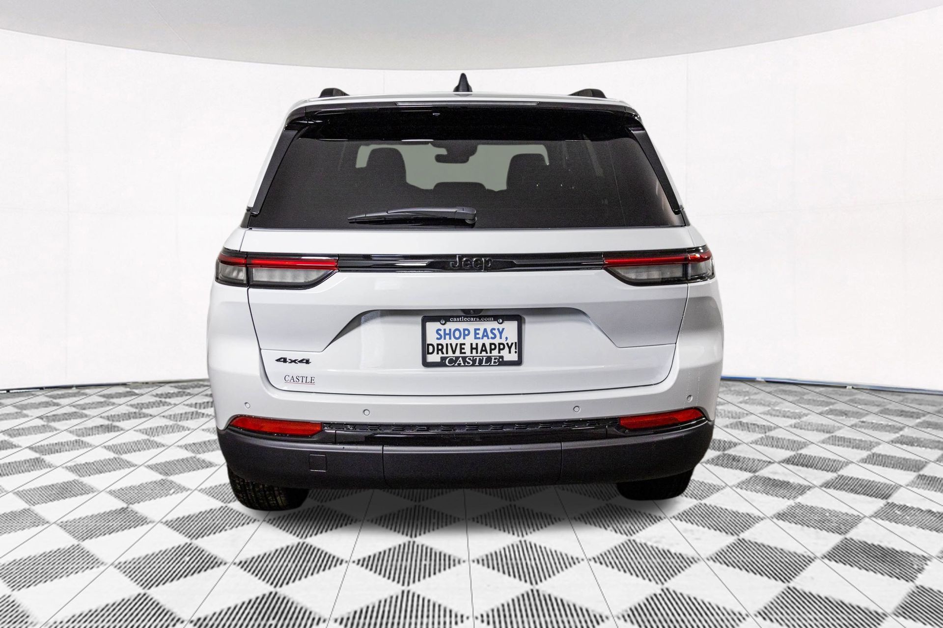 2025 JEEP GRAND CHEROKEE - Image 9