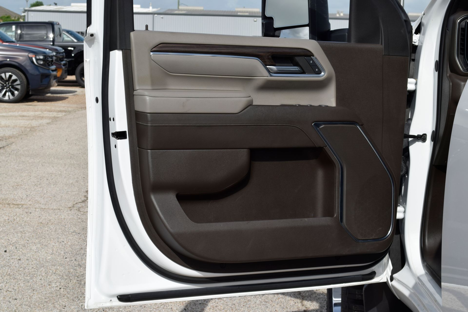 2024 Chevrolet Silverado 2500HD LT White at Traditions Chevrolet