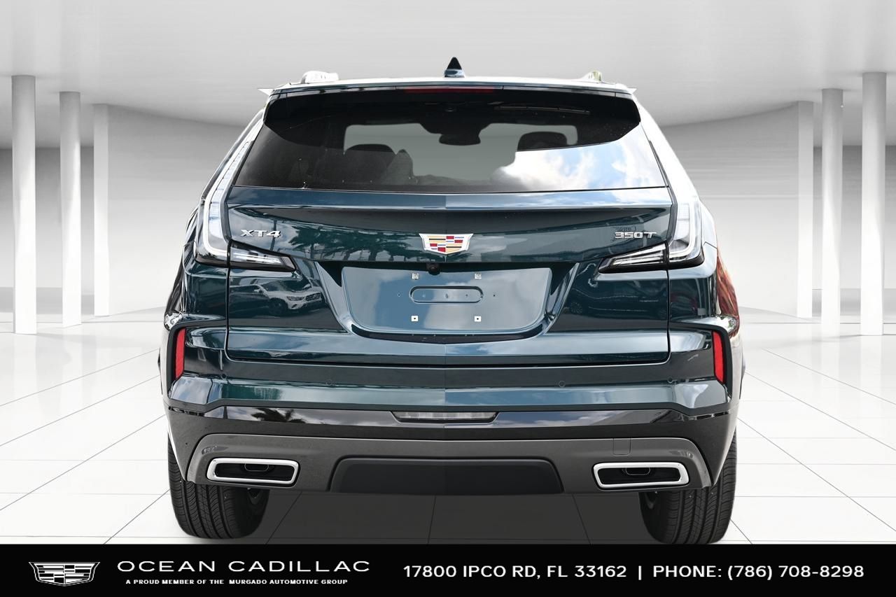 2024 Cadillac XT4 Sport 4