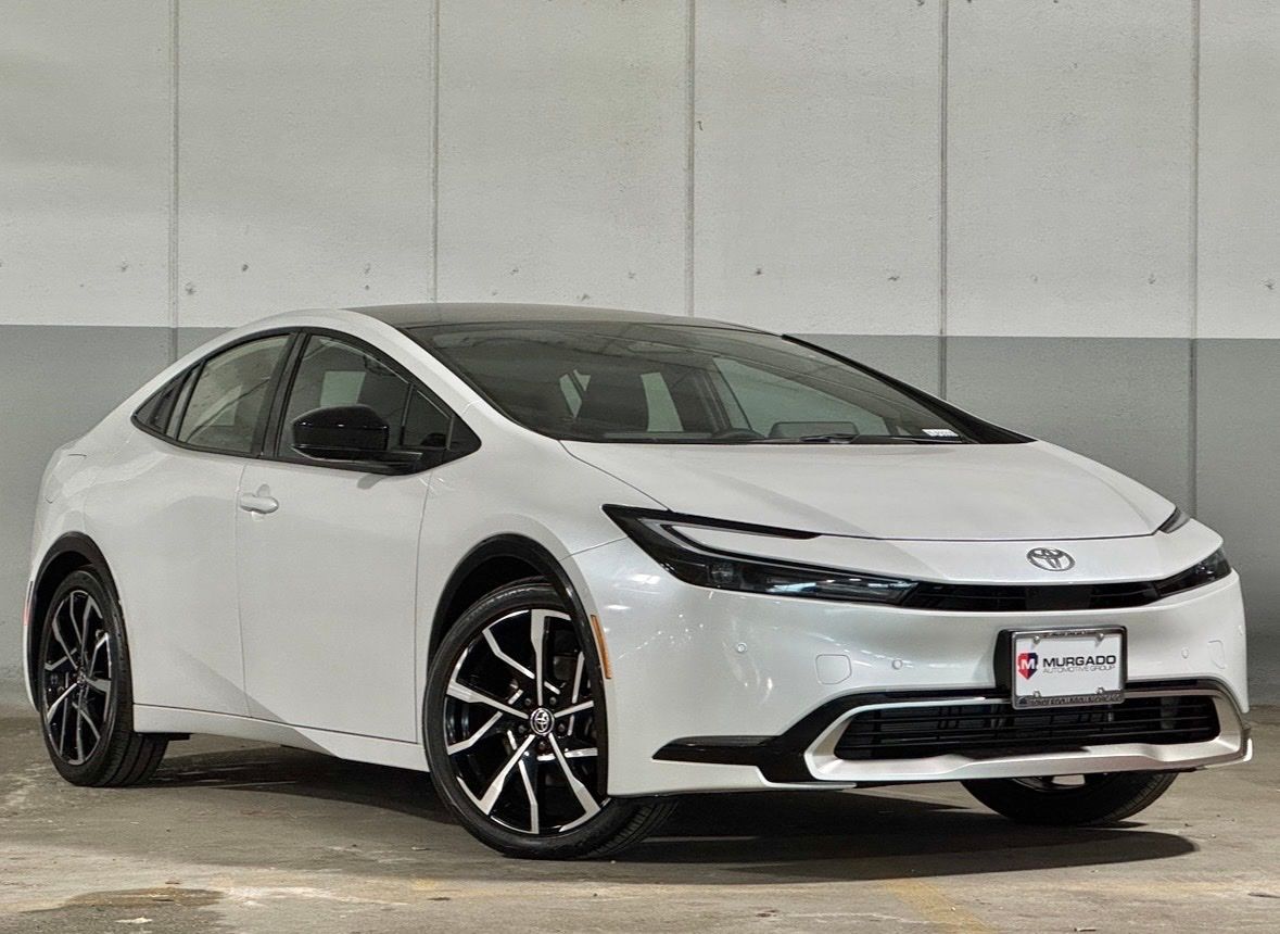 0089 2026 Toyota Prius Plug-In Hybrid XSE Premium FWD Hatchback Front-Wheel Drive Continuously Variable Transmission