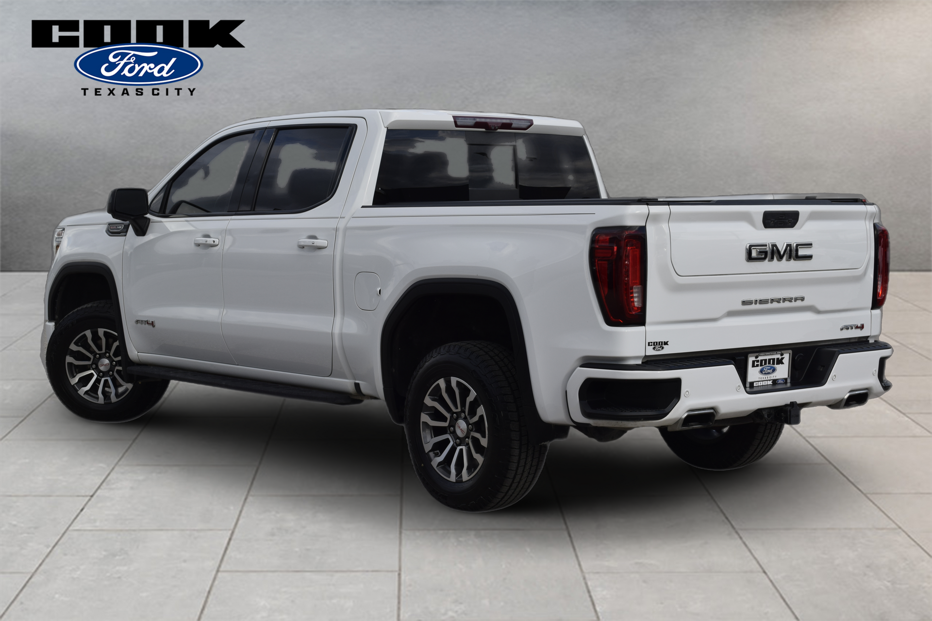 2022 GMC Sierra 1500 Limited AT4 - 2