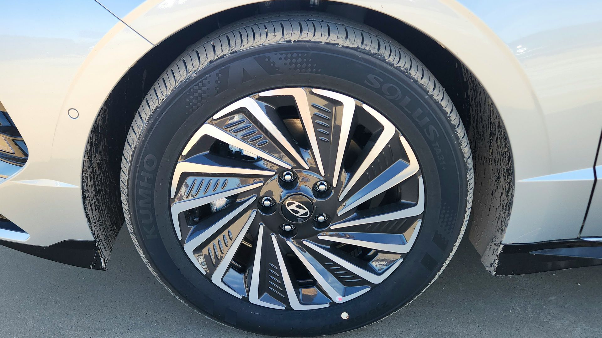 2026 Hyundai Sonata Hybrid