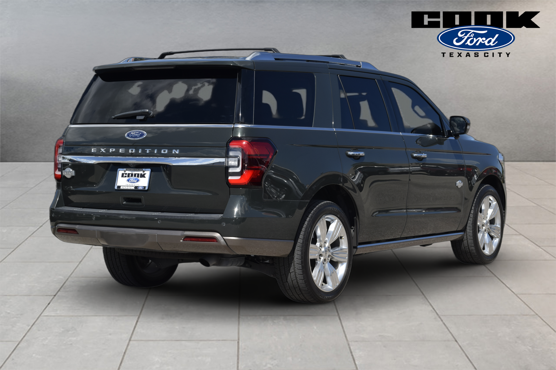 2023 Ford Expedition King Ranch Green at AutoSavvy Houston Southwest