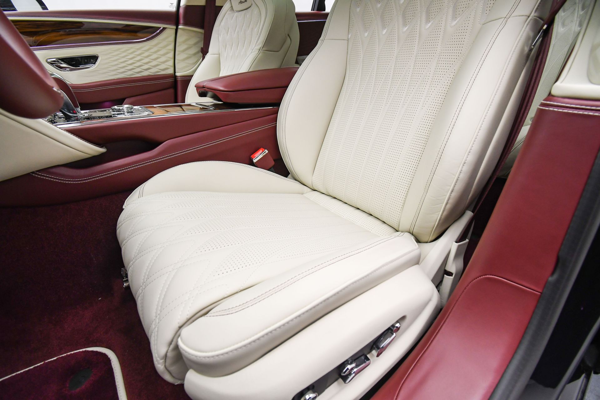 2026 Bentley Flying Spur - Photo 50