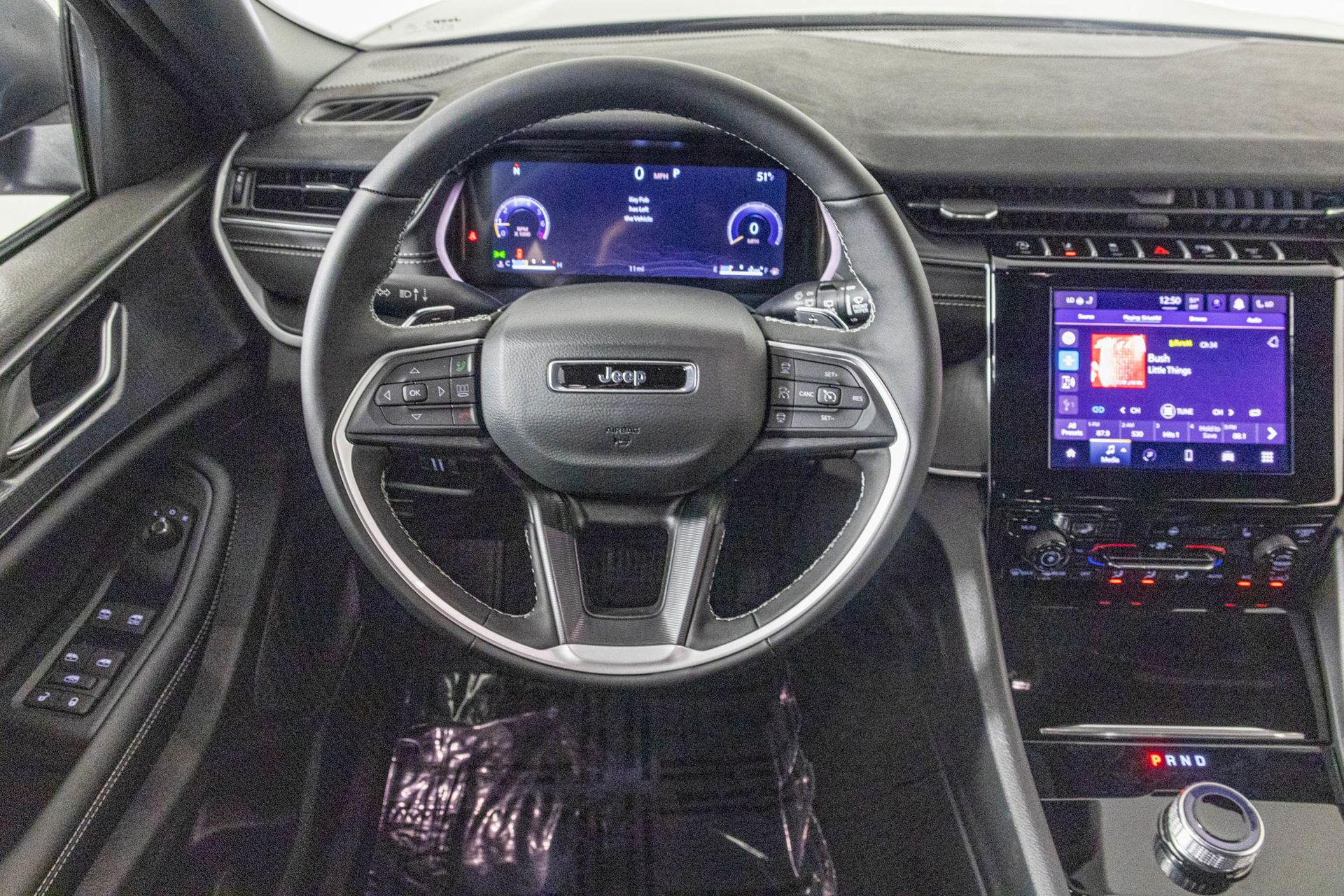 2025 JEEP GRAND CHEROKEE L - Image 31