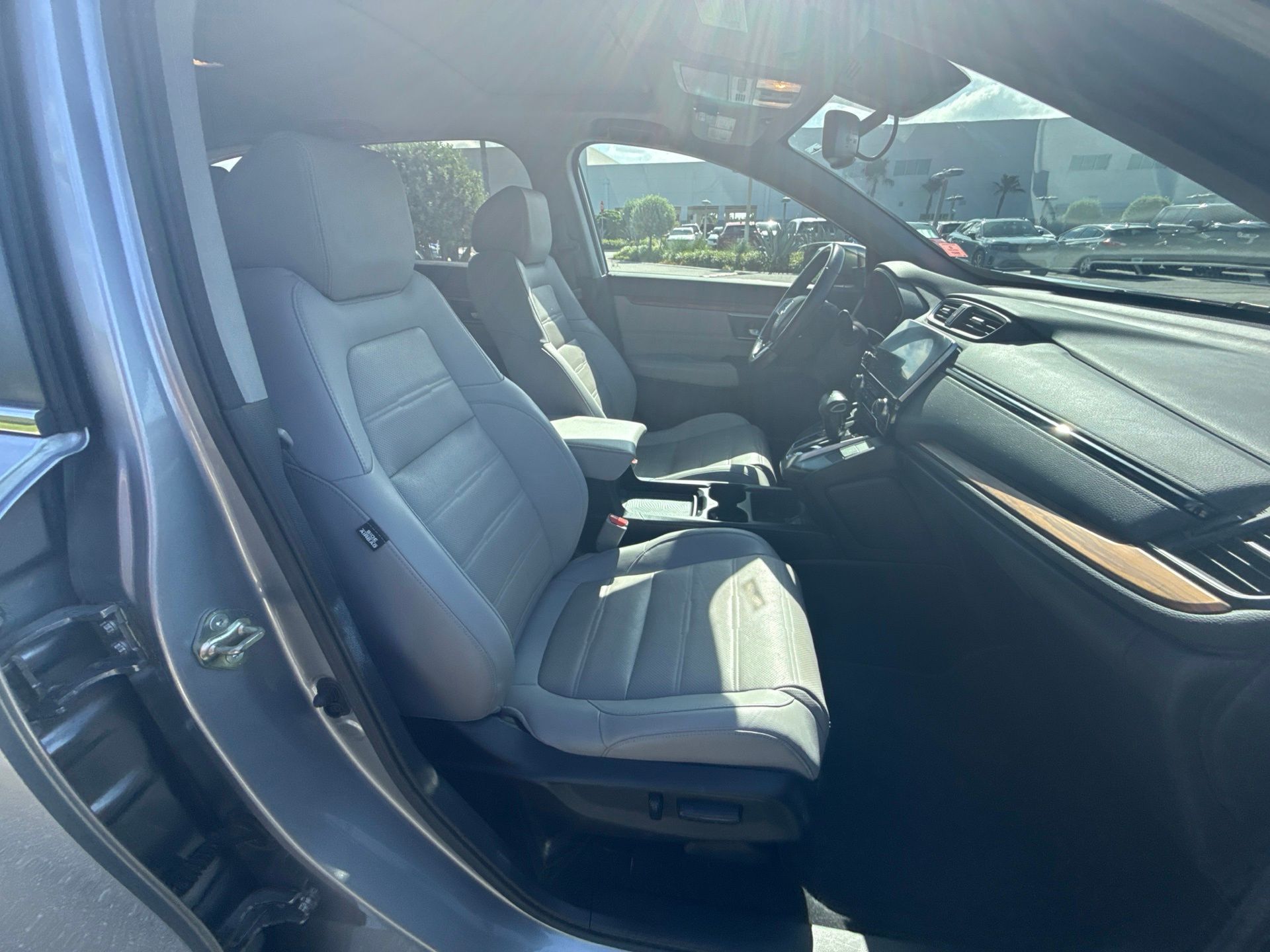 Certified Used 2019 Lunar Silver Metallic Honda EX-L image 20