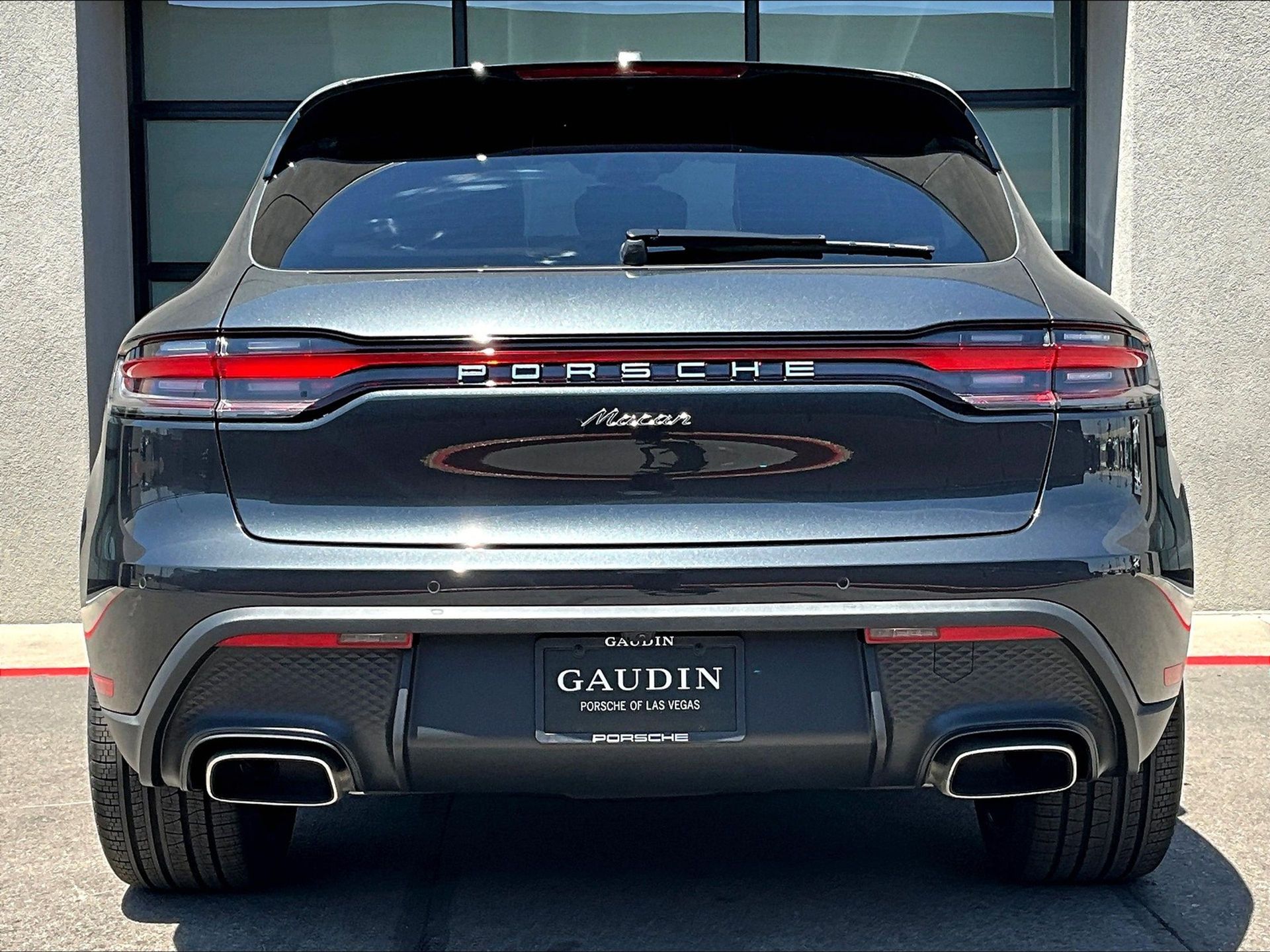 2025 Macan picture #5