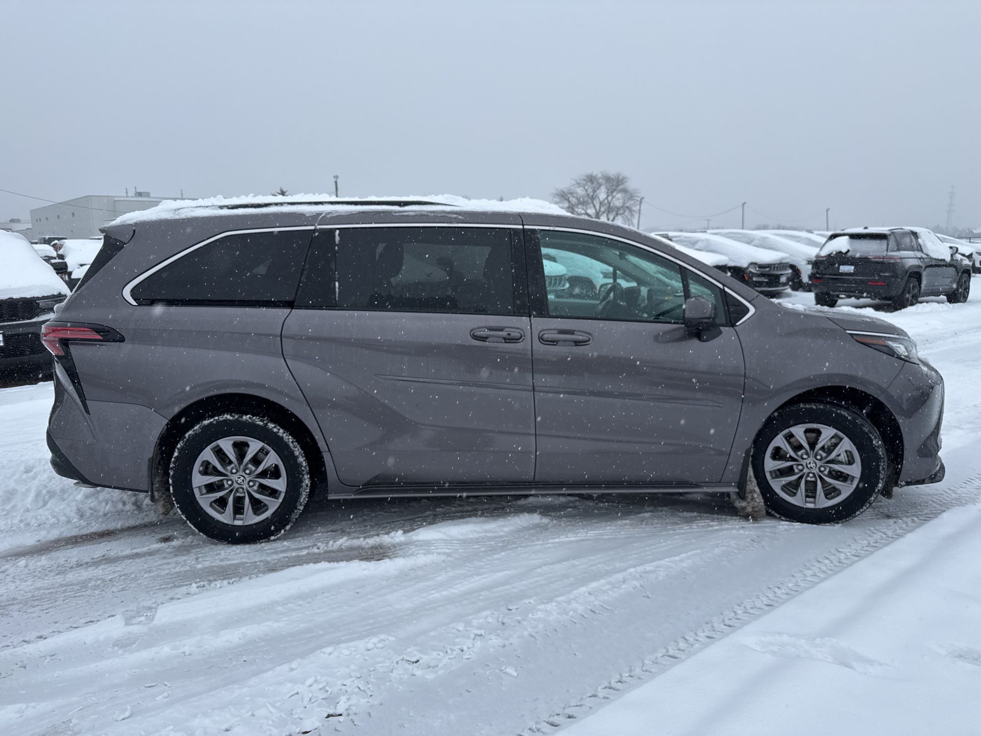 2022 TOYOTA SIENNA - Image 6
