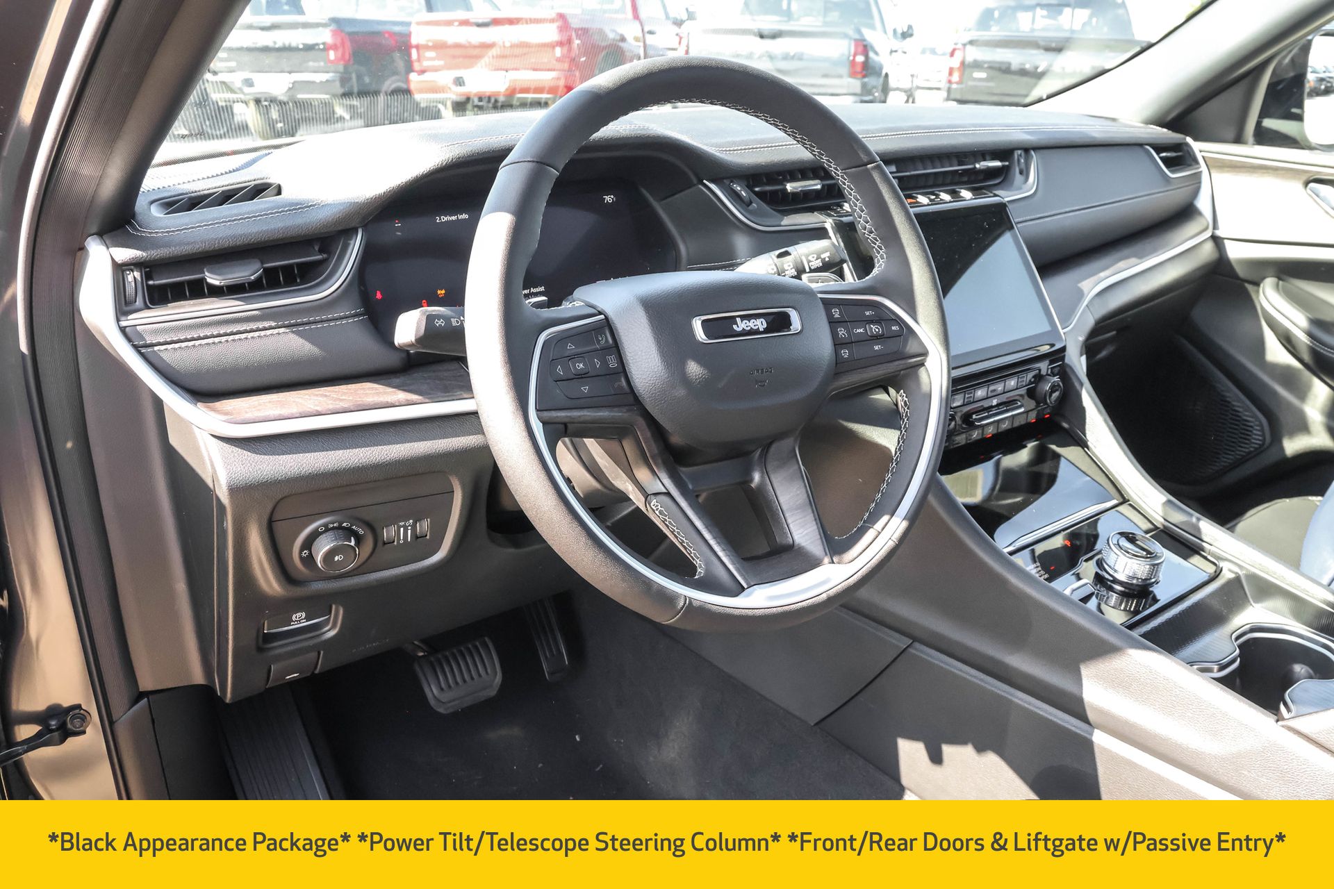 2025 JEEP GRAND CHEROKEE - Image 4