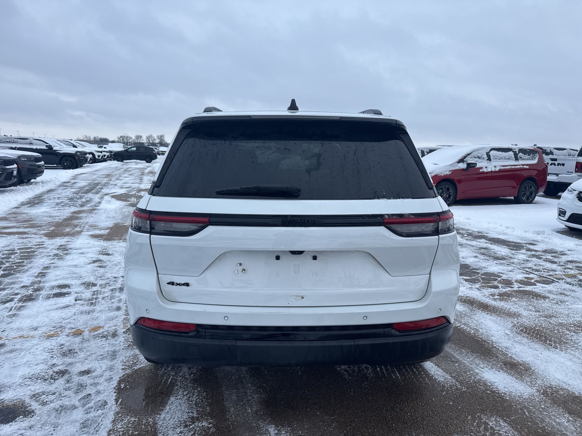 2023 JEEP GRAND CHEROKEE - Image 7