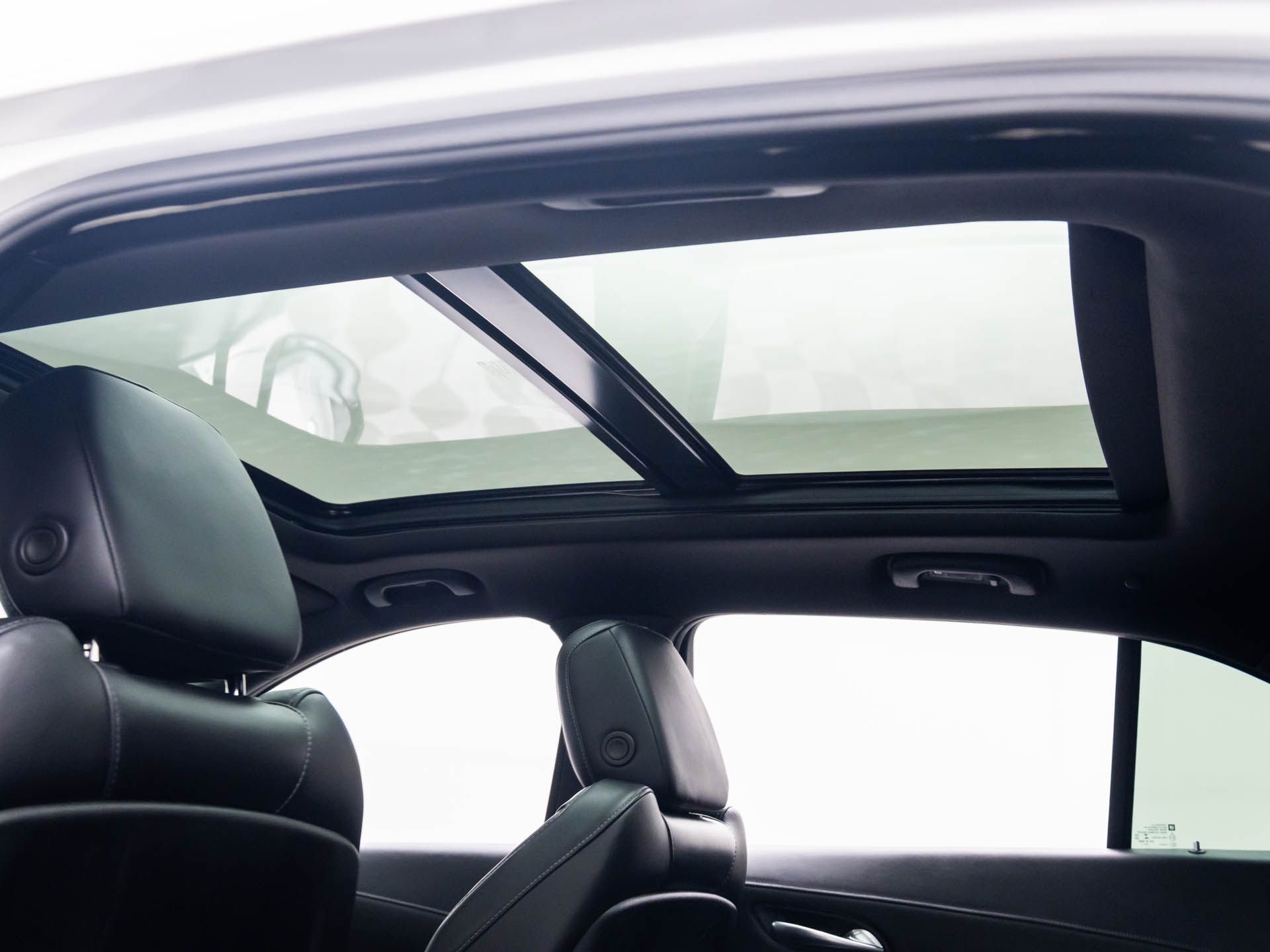 2021 Cadillac XT4 Premium Luxury photo
