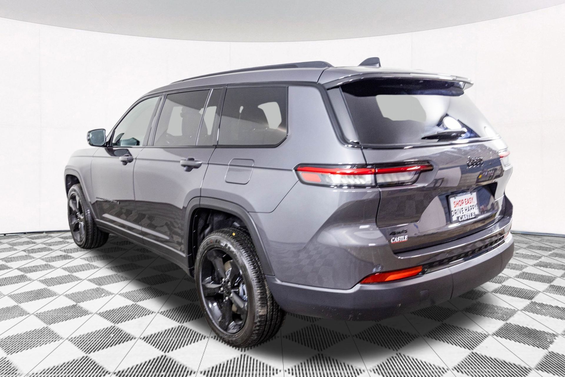 2025 JEEP GRAND CHEROKEE L - Image 11