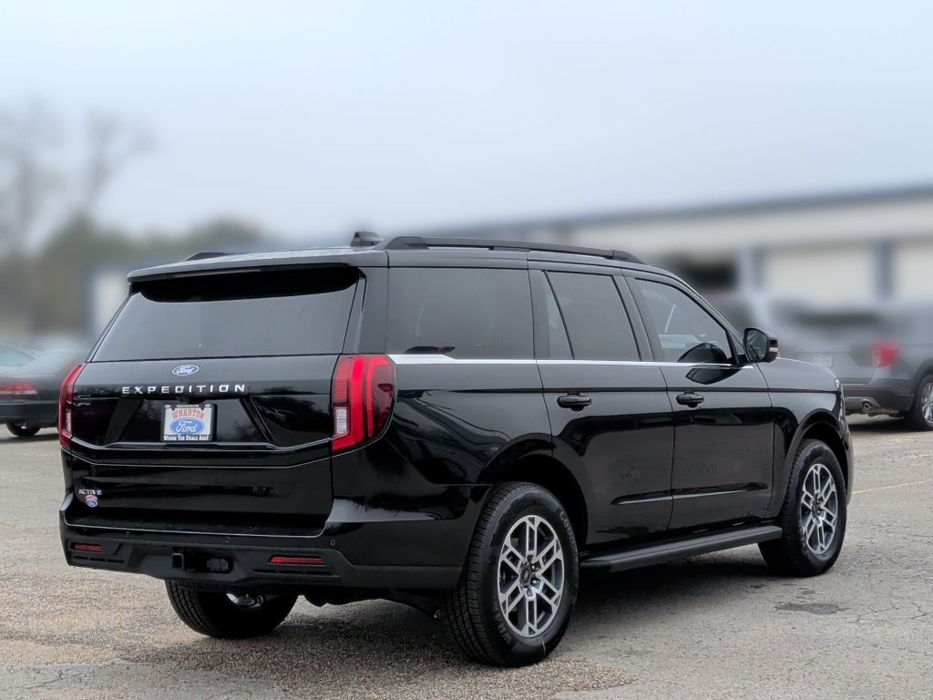 2026 Ford Expedition Active - 5