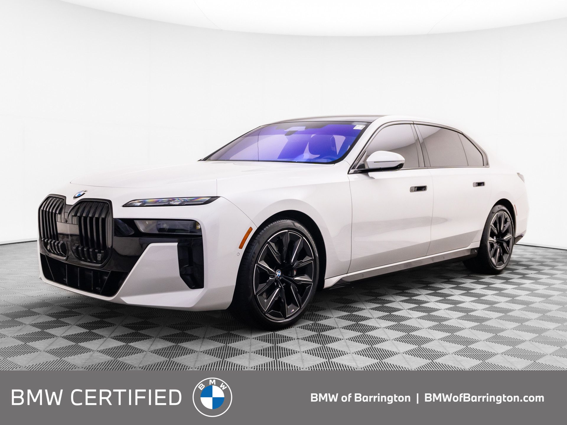 Mineral White Metallic 2023 BMW 7 Series Sedan All-Wheel Drive 8-Speed Automatic