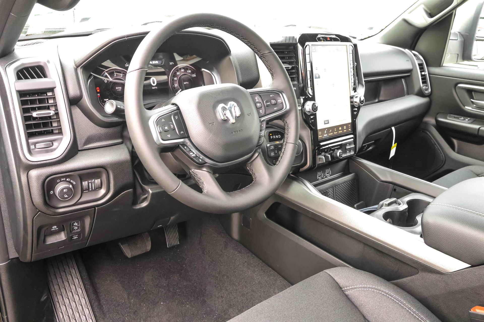 2026 RAM 1500 - Image 3