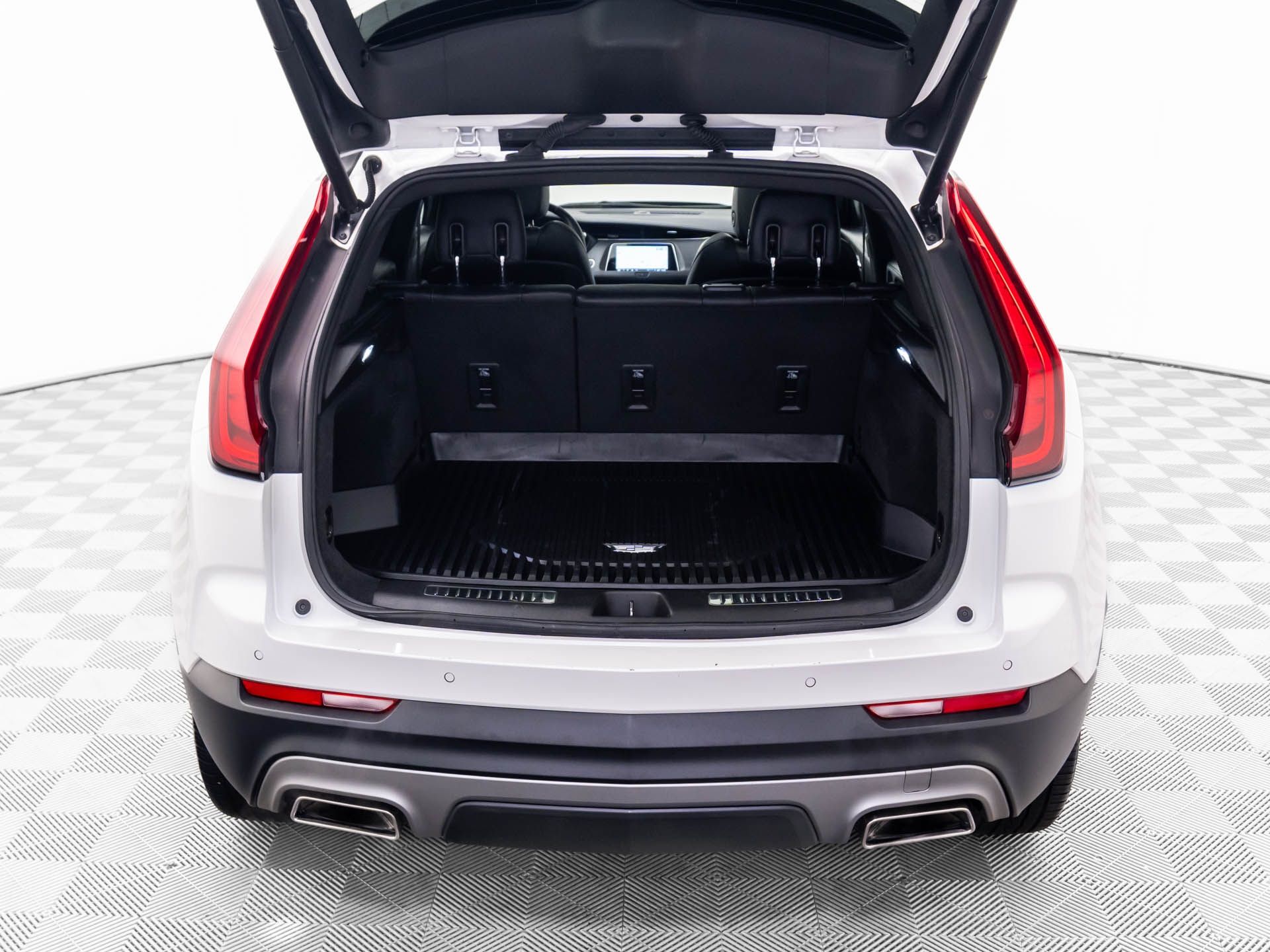 2021 Cadillac XT4 Premium Luxury photo