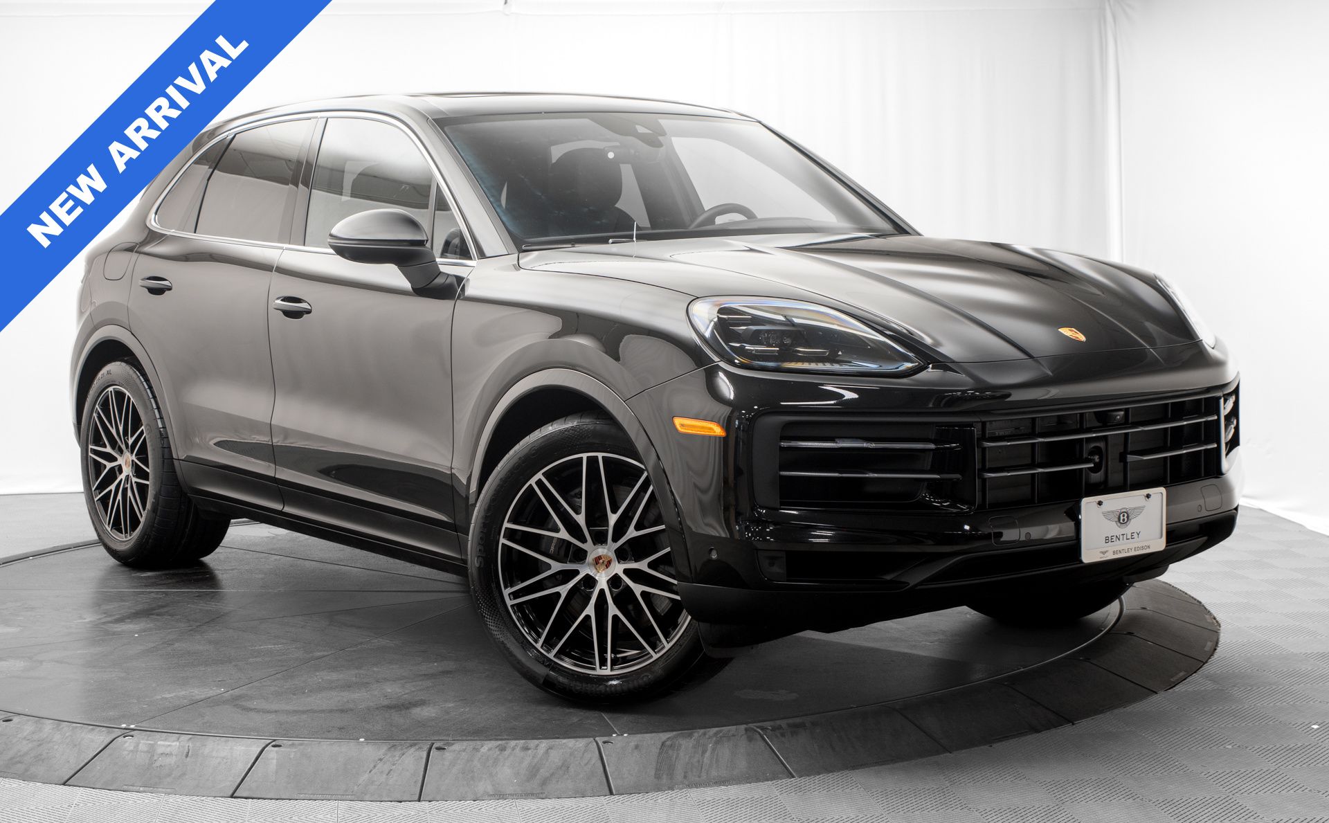Chromite Black Metallic 2025 Porsche Cayenne SUV / Crossover All-Wheel Drive 8-Speed Automatic