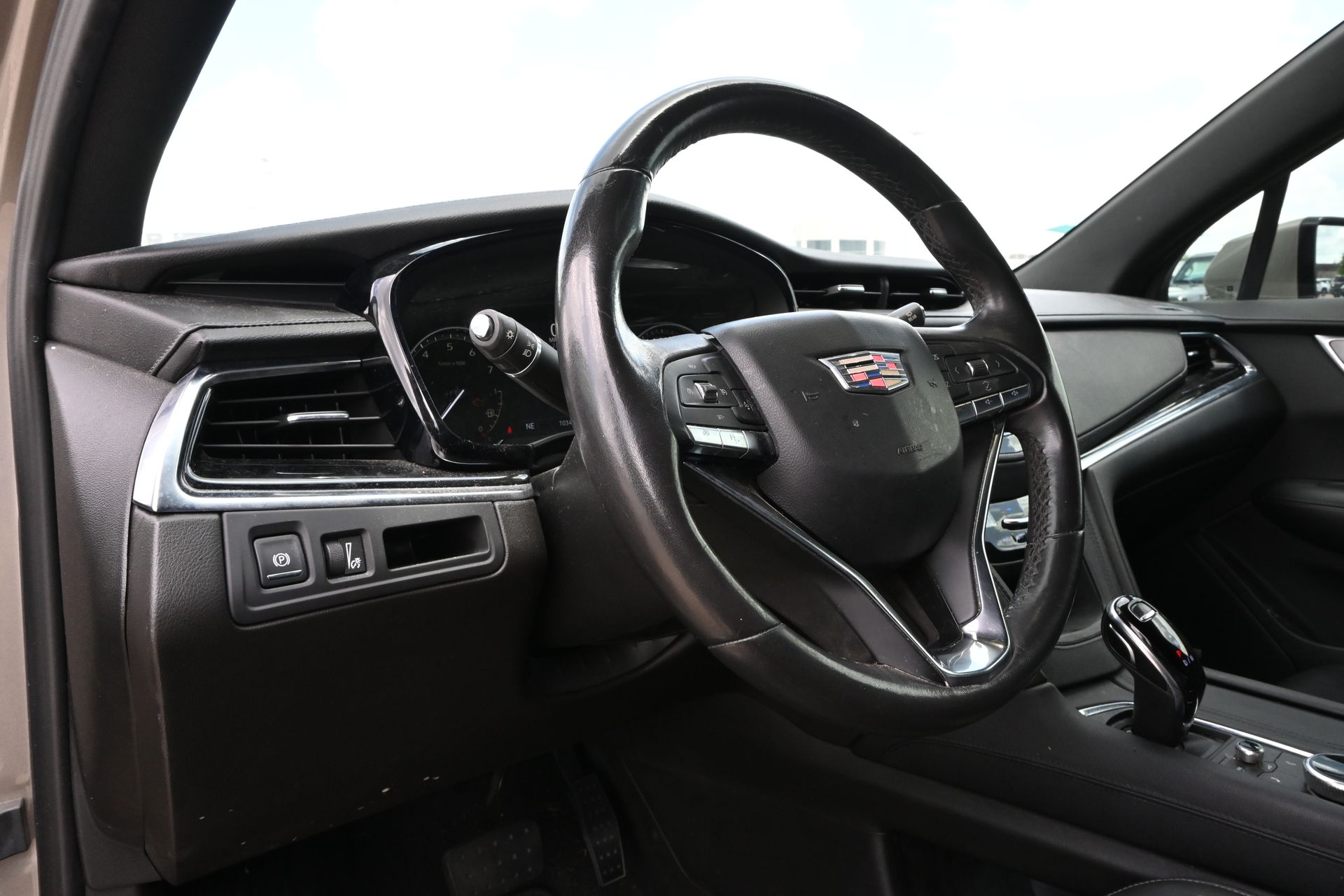 2022 Cadillac XT6 Luxury Brown at Tom Peacock Cadillac