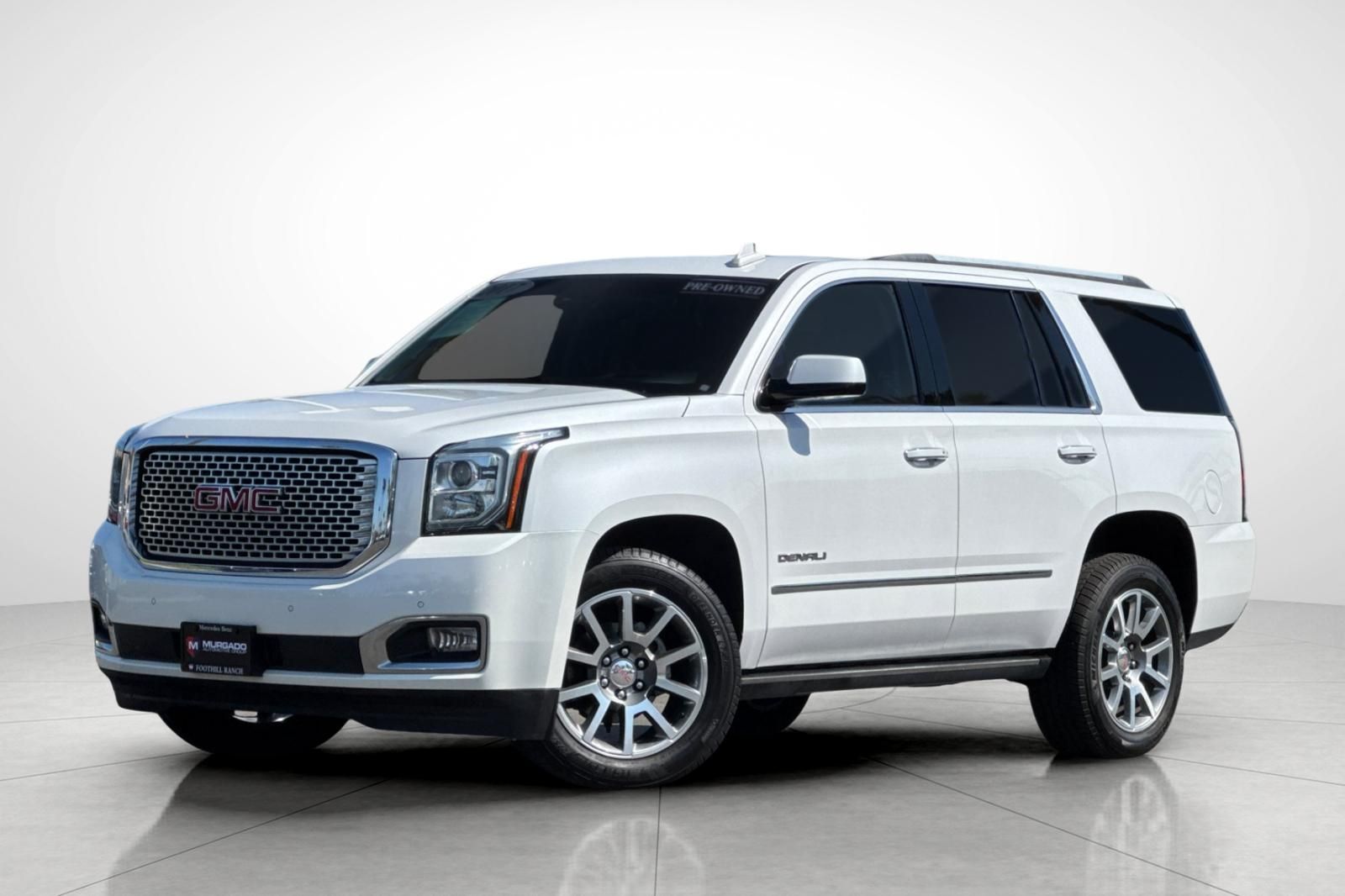 White Frost Tricoat 2017 GMC Yukon SUV / Crossover Four-Wheel Drive 8-Speed Automatic Overdrive