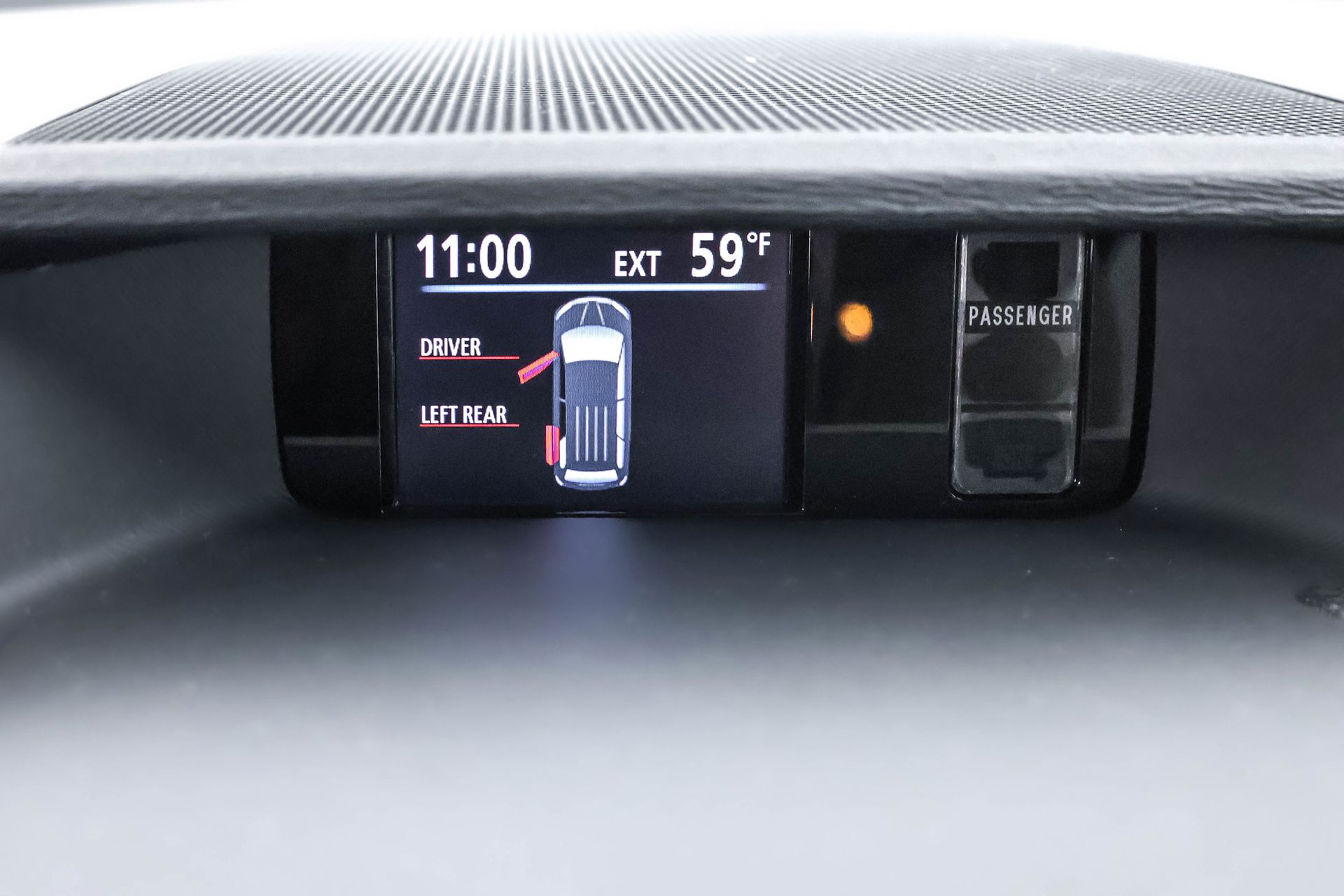 2012 TOYOTA SIENNA - Image 6