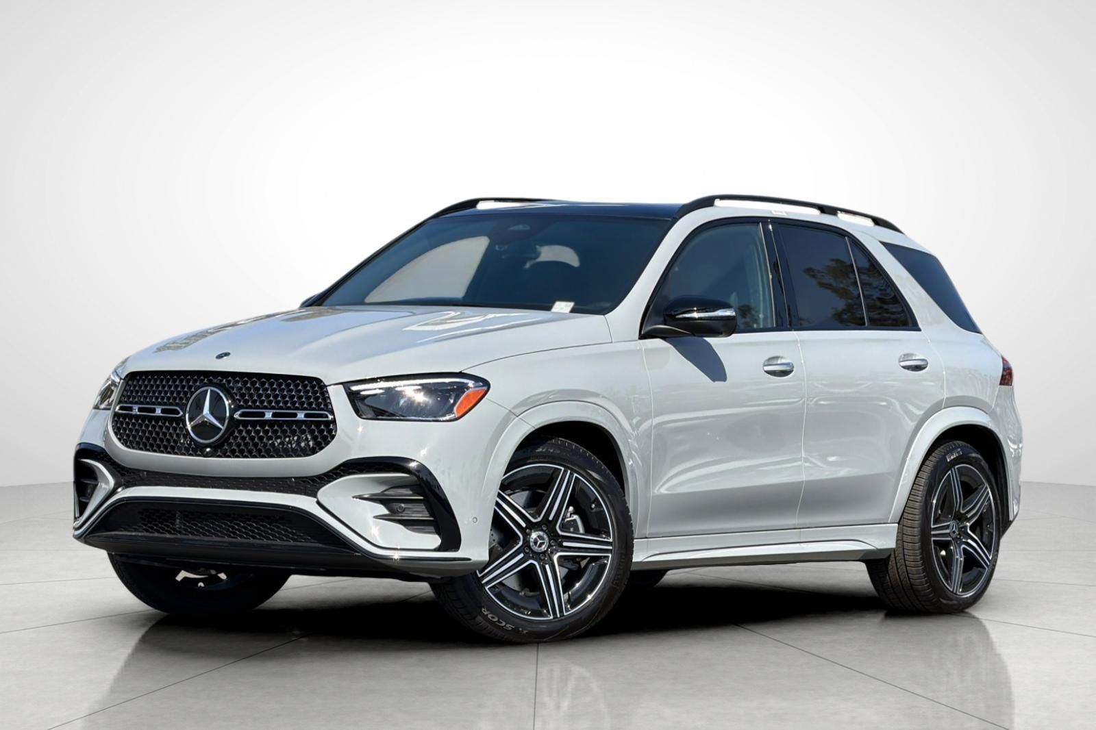 Gray (MANUFAKTUR Alpine Grey) 2026 Mercedes-Benz GLE SUV / Crossover All-Wheel Drive 9-Speed Automatic