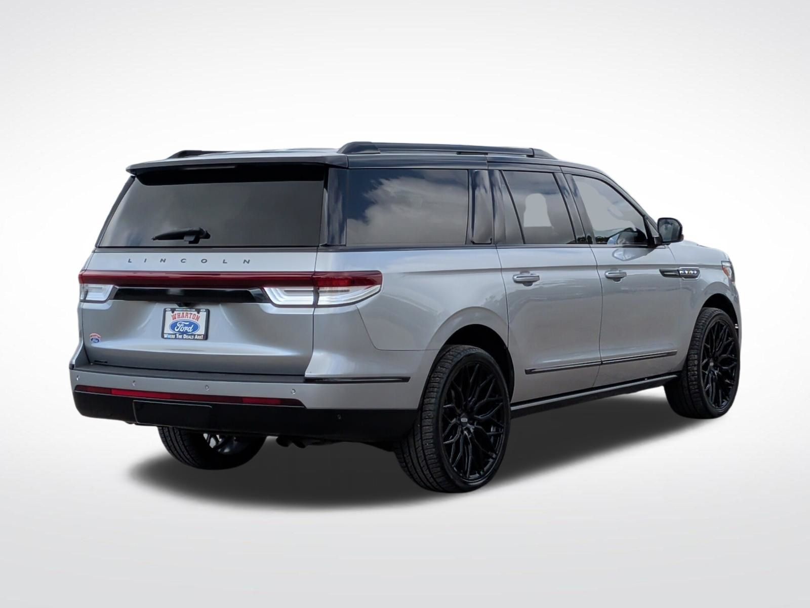 2024 Lincoln Navigator L Reserve - 3
