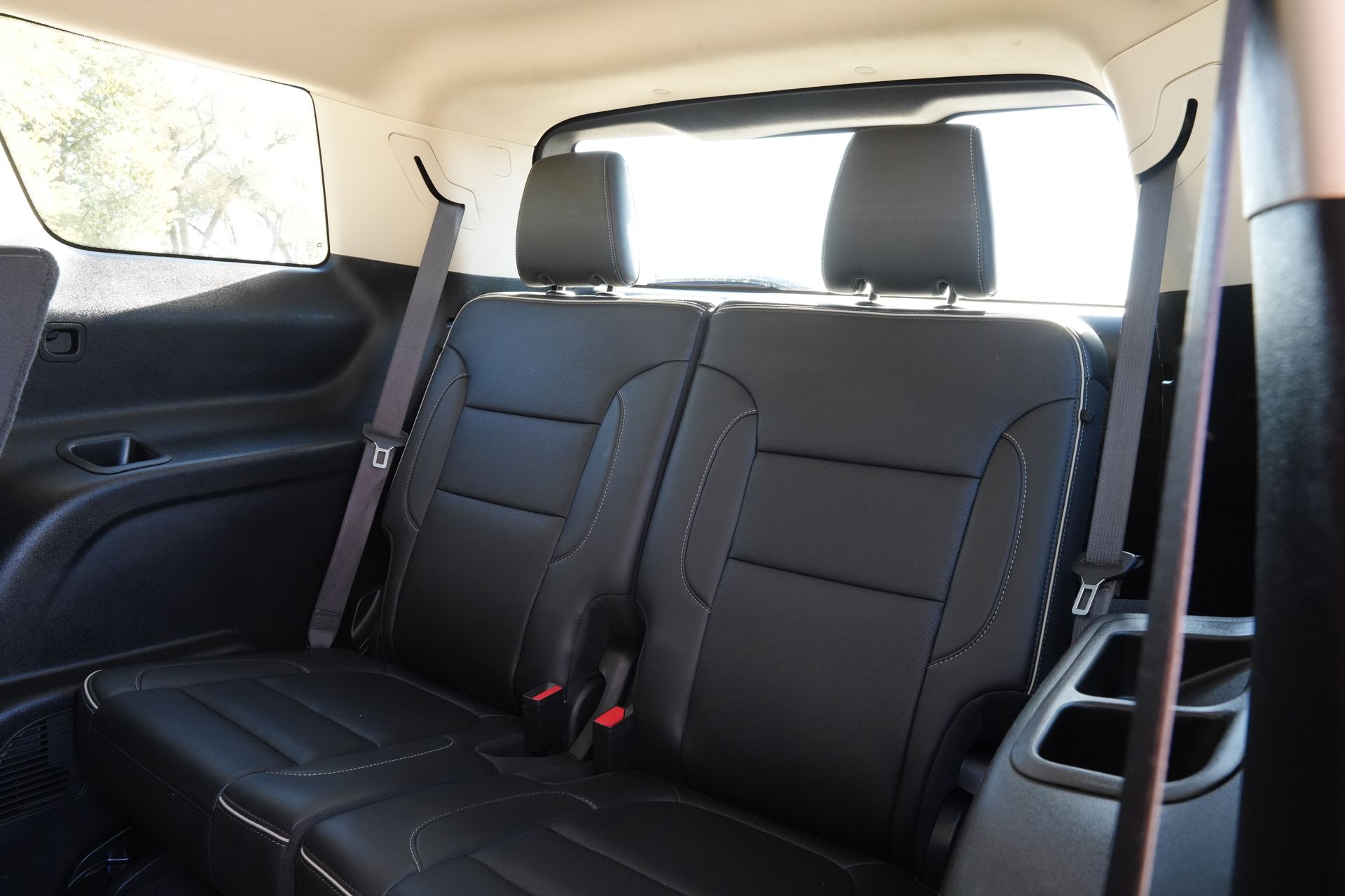 2023 GMC Acadia Denali Black at AutoSavvy Houston Southwest