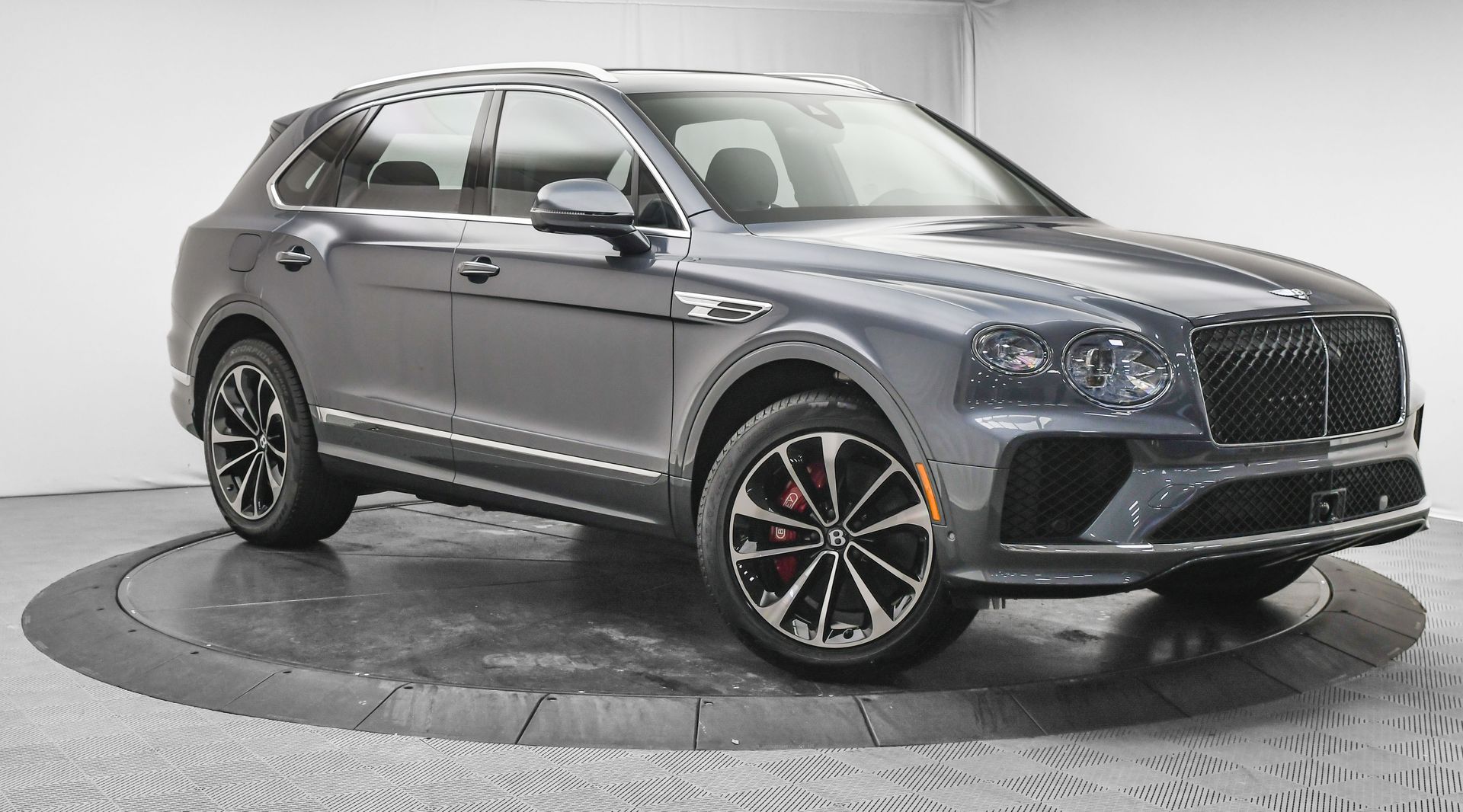 2025 Bentley Bentayga V8