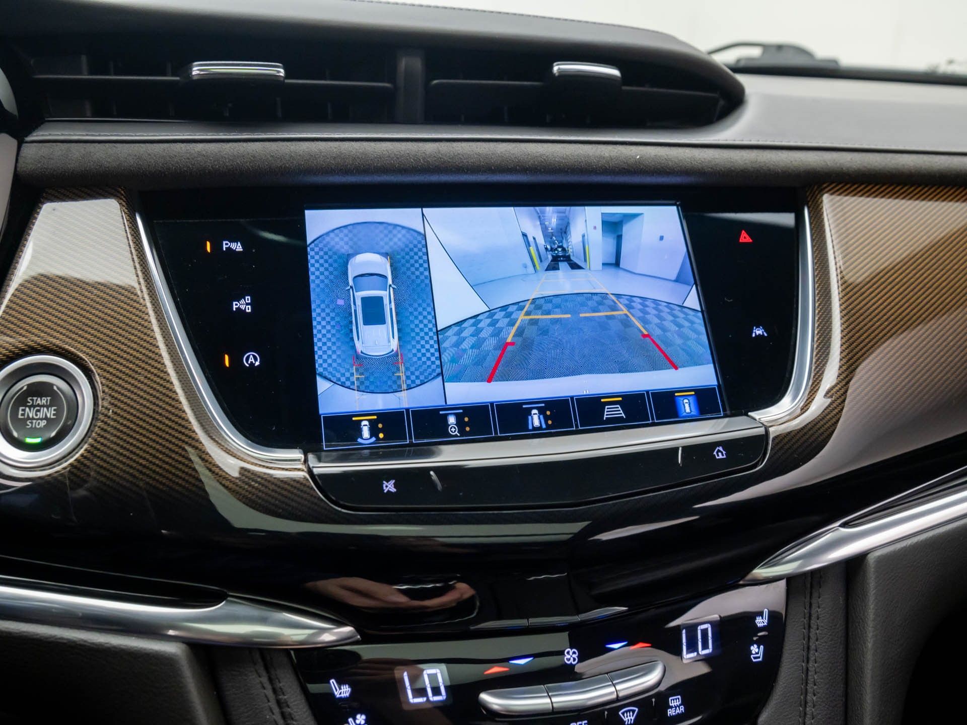 2022 Cadillac XT6 Sport photo