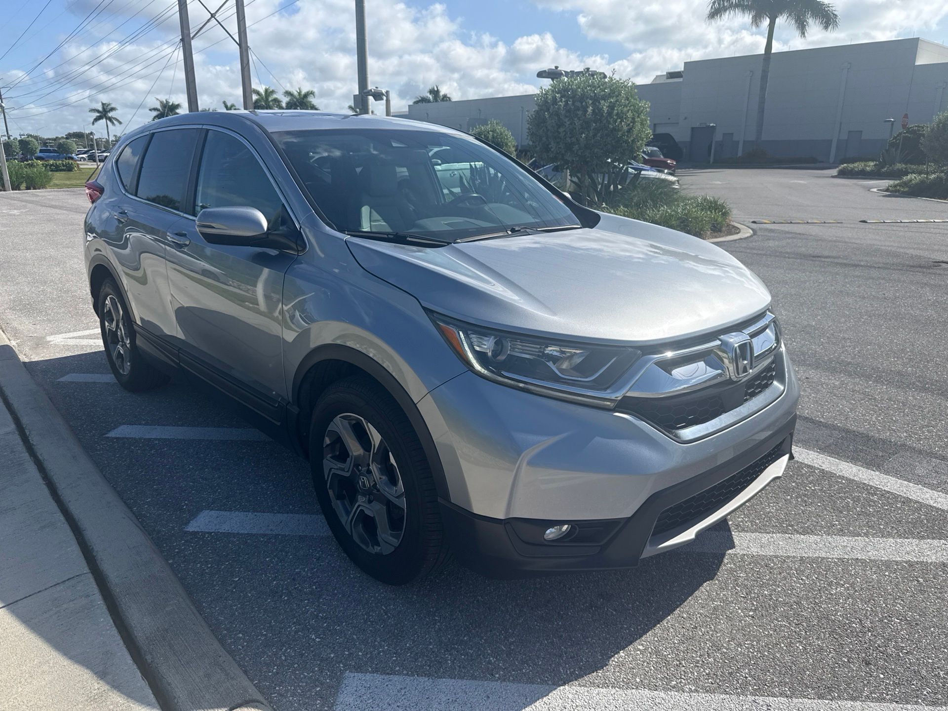 Certified Used 2019 Lunar Silver Metallic Honda EX-L image 7