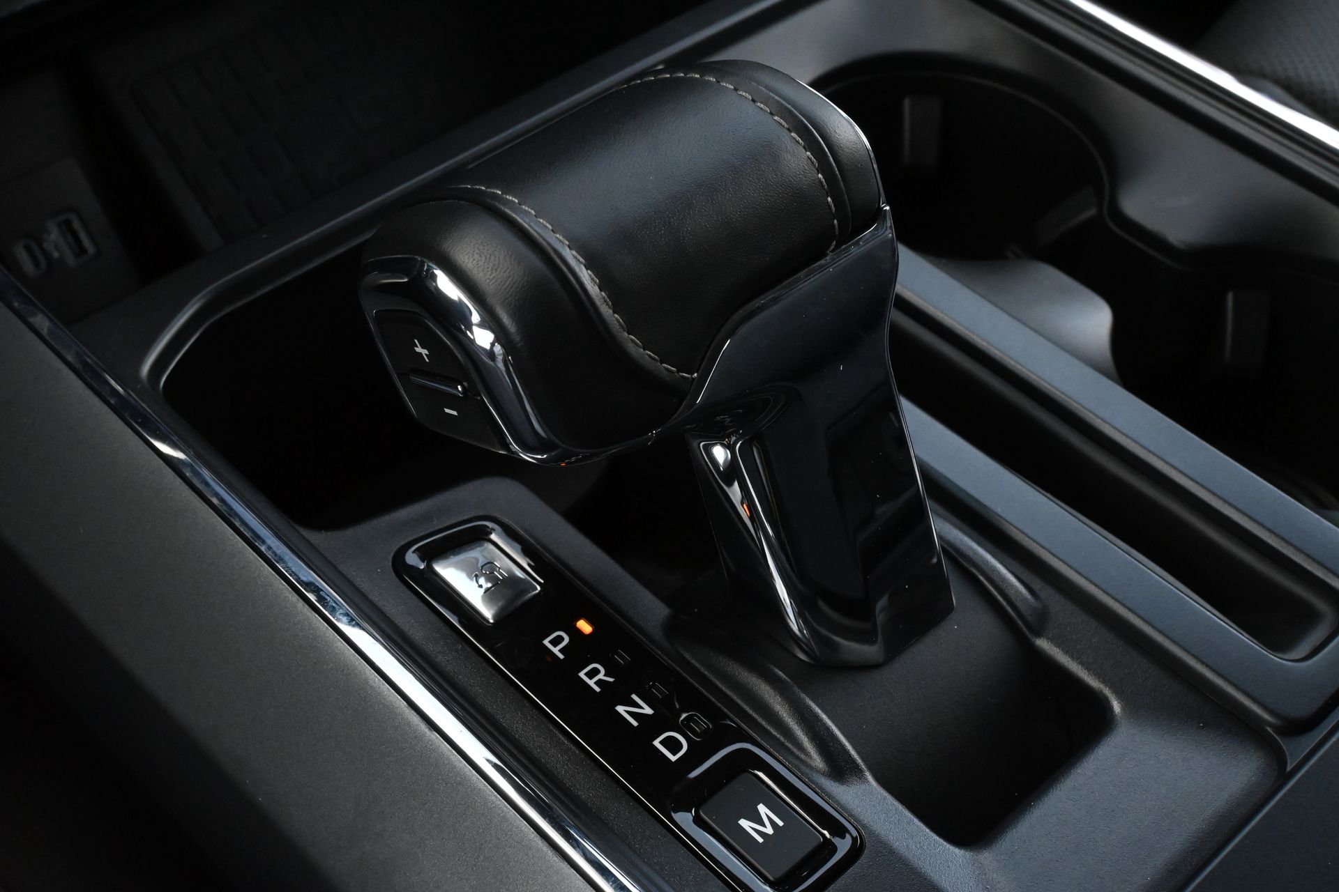 2022 Ford F-150 Lariat Black at AutoSavvy Houston Southwest